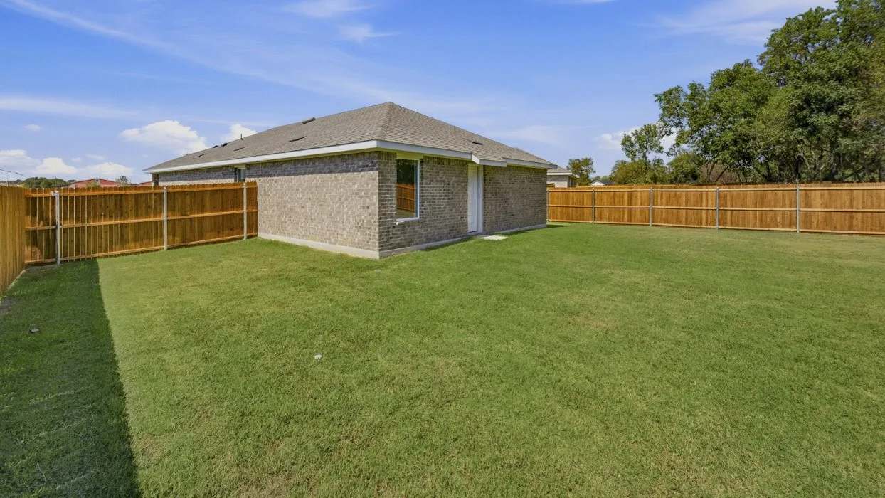 Single Family Residence For Sale in Fannin County , 1915 Glory Drive, Bonham, Texas 75418, 4 Bedroom, 2 Bathroom, 2 Garage spaces, 1,648 Sqft, built in 2026, mls#21219810, Real Estate Agent in Bonham, Homes For Sale in Fannin county, Homes For Sale in Bonham, Realtor in Bonham Texas, Real Estate Brokerage Independent Realty Texas, Luminita Cordes Realtor