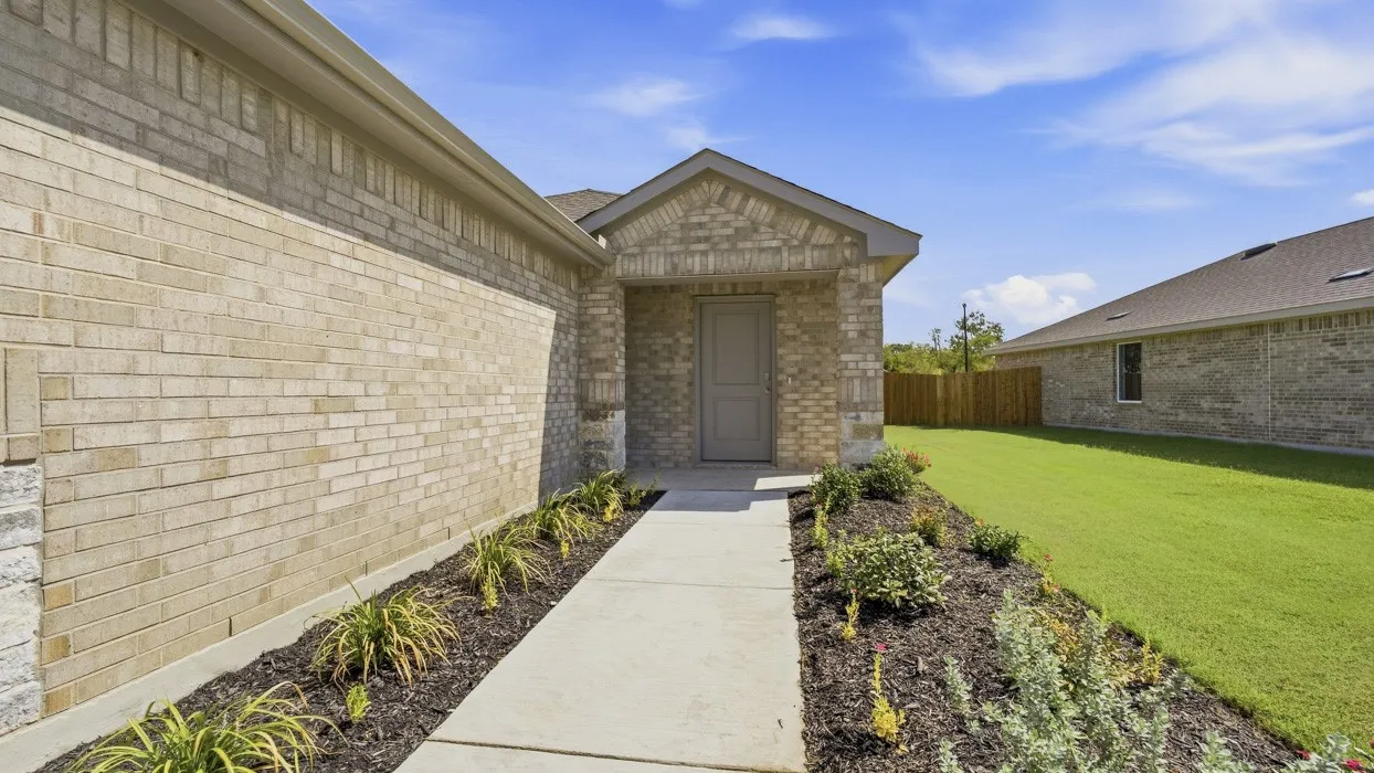 Single Family Residence For Sale in Fannin County , 1909 Glory Drive, Bonham, Texas 75418, 3 Bedroom, 2 Bathroom, 2 Garage spaces, 1,211 Sqft, built in 2026, mls#21219818, Real Estate Agent in Bonham, Homes For Sale in Fannin county, Homes For Sale in Bonham, Realtor in Bonham Texas, Real Estate Brokerage Independent Realty Texas, Luminita Cordes Realtor