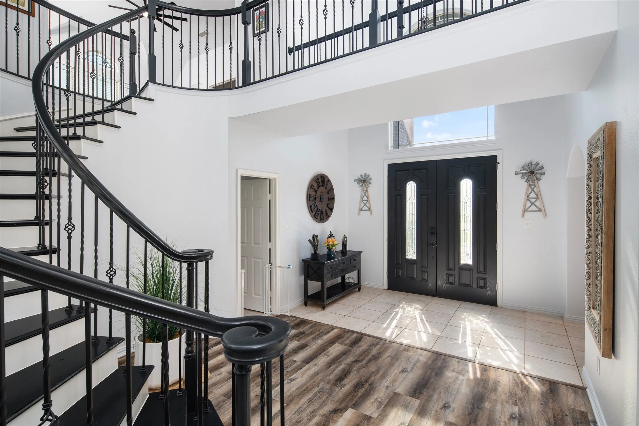 Single Family Residence For Sale in Denton County , 145 Las Colinas Trail, Cross Roads, Texas 76227, 5 Bedrooms, 4 Bathrooms, 3 Garage spaces, 4,327 Sqft, built in 2013, Price $819,900, mls#21217767, Real Estate Agent in Cross Roads, Homes For Sale in Denton county, Homes For Sale in Cross Roads, Realtor in Cross Roads Texas, Real Estate Brokerage Independent Realty Texas, Luminita Cordes Realtor