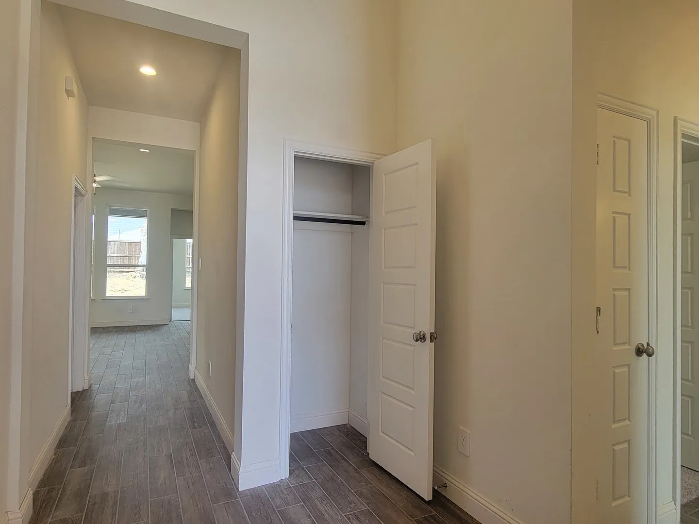 Foyer with high ceiling