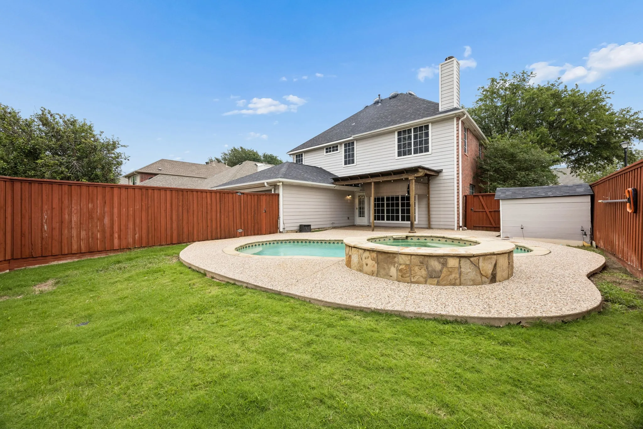 Single Family Residence For Sale in Denton County , 17909 Brent Drive, Dallas, Texas 75287, 4 Bedroom, 3 Bathroom, 2 Garage spaces, 2,470 Sqft, built in 1998, mls#21216605, Real Estate Agent in Dallas, Homes For Sale in Denton county, Homes For Sale in Dallas, Realtor in Dallas Texas, Real Estate Brokerage Independent Realty Texas, Luminita Cordes Realtor