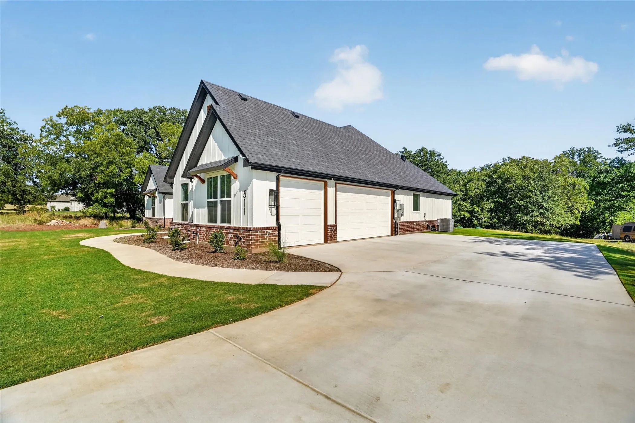 Single Family Residence For Sale in Parker County , 511 Pernell Court, Weatherford, Texas 76087, 4 Bedroom, 3 Bathroom, Garage spaces, 2,580 Sqft, built in 2026, mls#21219876, Real Estate Agent in Weatherford, Homes For Sale in Parker county, Homes For Sale in Weatherford, Realtor in Weatherford Texas, Real Estate Brokerage Independent Realty Texas, Luminita Cordes Realtor