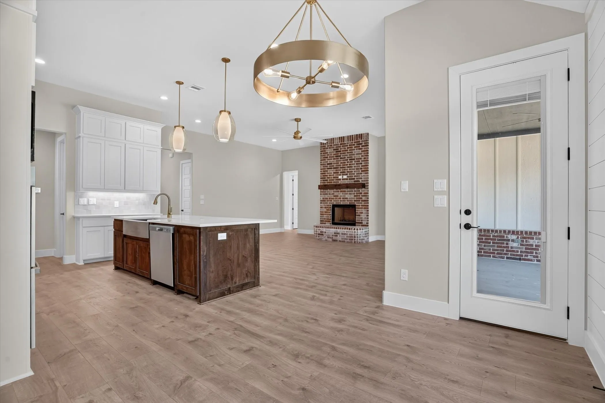 Single Family Residence For Sale in Parker County , 511 Pernell Court, Weatherford, Texas 76087, 4 Bedroom, 3 Bathroom, Garage spaces, 2,580 Sqft, built in 2026, mls#21219876, Real Estate Agent in Weatherford, Homes For Sale in Parker county, Homes For Sale in Weatherford, Realtor in Weatherford Texas, Real Estate Brokerage Independent Realty Texas, Luminita Cordes Realtor