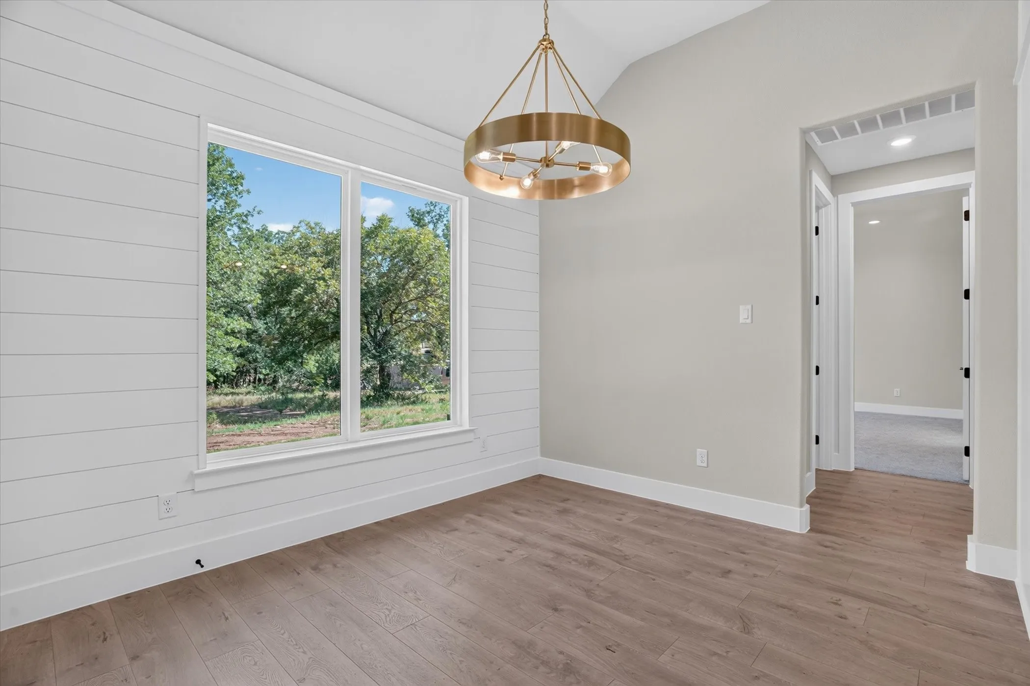 Single Family Residence For Sale in Parker County , 511 Pernell Court, Weatherford, Texas 76087, 4 Bedroom, 3 Bathroom, Garage spaces, 2,580 Sqft, built in 2026, mls#21219876, Real Estate Agent in Weatherford, Homes For Sale in Parker county, Homes For Sale in Weatherford, Realtor in Weatherford Texas, Real Estate Brokerage Independent Realty Texas, Luminita Cordes Realtor