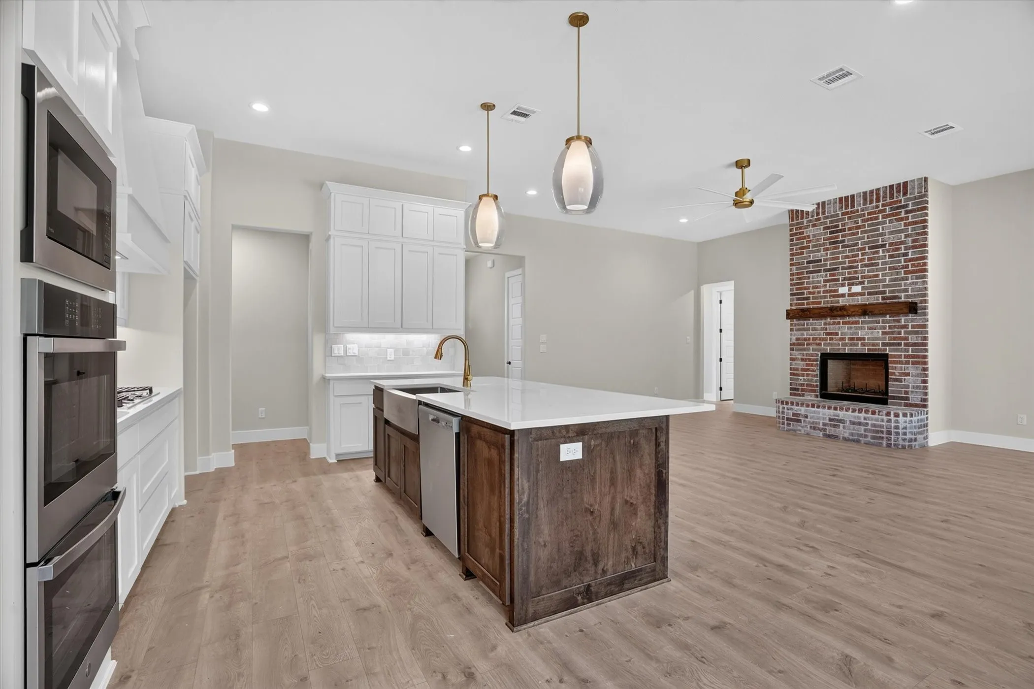 Single Family Residence For Sale in Parker County , 511 Pernell Court, Weatherford, Texas 76087, 4 Bedroom, 3 Bathroom, Garage spaces, 2,580 Sqft, built in 2026, mls#21219876, Real Estate Agent in Weatherford, Homes For Sale in Parker county, Homes For Sale in Weatherford, Realtor in Weatherford Texas, Real Estate Brokerage Independent Realty Texas, Luminita Cordes Realtor