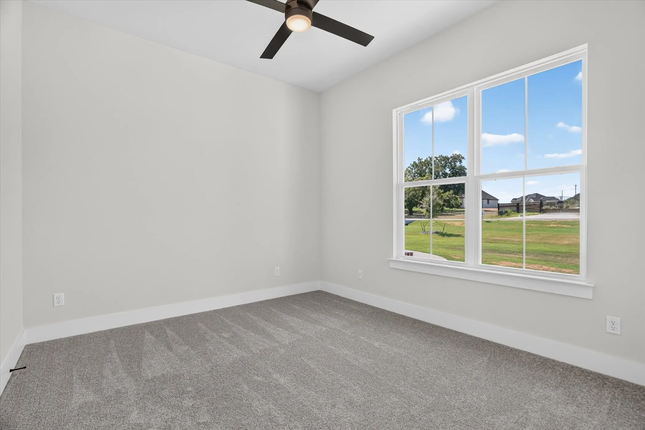 Single Family Residence For Sale in Parker County , 511 Pernell Court, Weatherford, Texas 76087, 4 Bedroom, 3 Bathroom, Garage spaces, 2,580 Sqft, built in 2026, mls#21219876, Real Estate Agent in Weatherford, Homes For Sale in Parker county, Homes For Sale in Weatherford, Realtor in Weatherford Texas, Real Estate Brokerage Independent Realty Texas, Luminita Cordes Realtor