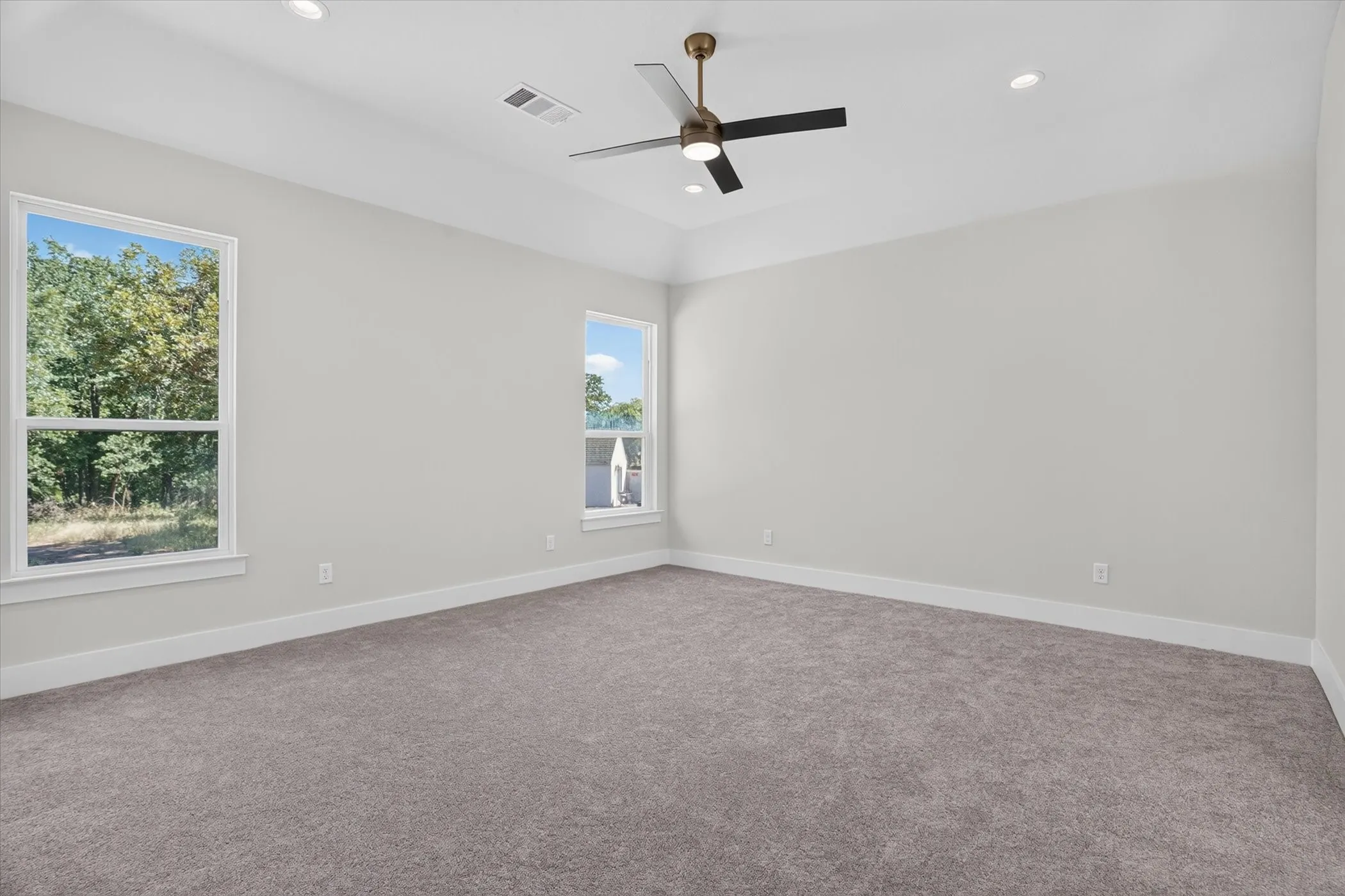 Single Family Residence For Sale in Parker County , 511 Pernell Court, Weatherford, Texas 76087, 4 Bedroom, 3 Bathroom, Garage spaces, 2,580 Sqft, built in 2026, mls#21219876, Real Estate Agent in Weatherford, Homes For Sale in Parker county, Homes For Sale in Weatherford, Realtor in Weatherford Texas, Real Estate Brokerage Independent Realty Texas, Luminita Cordes Realtor