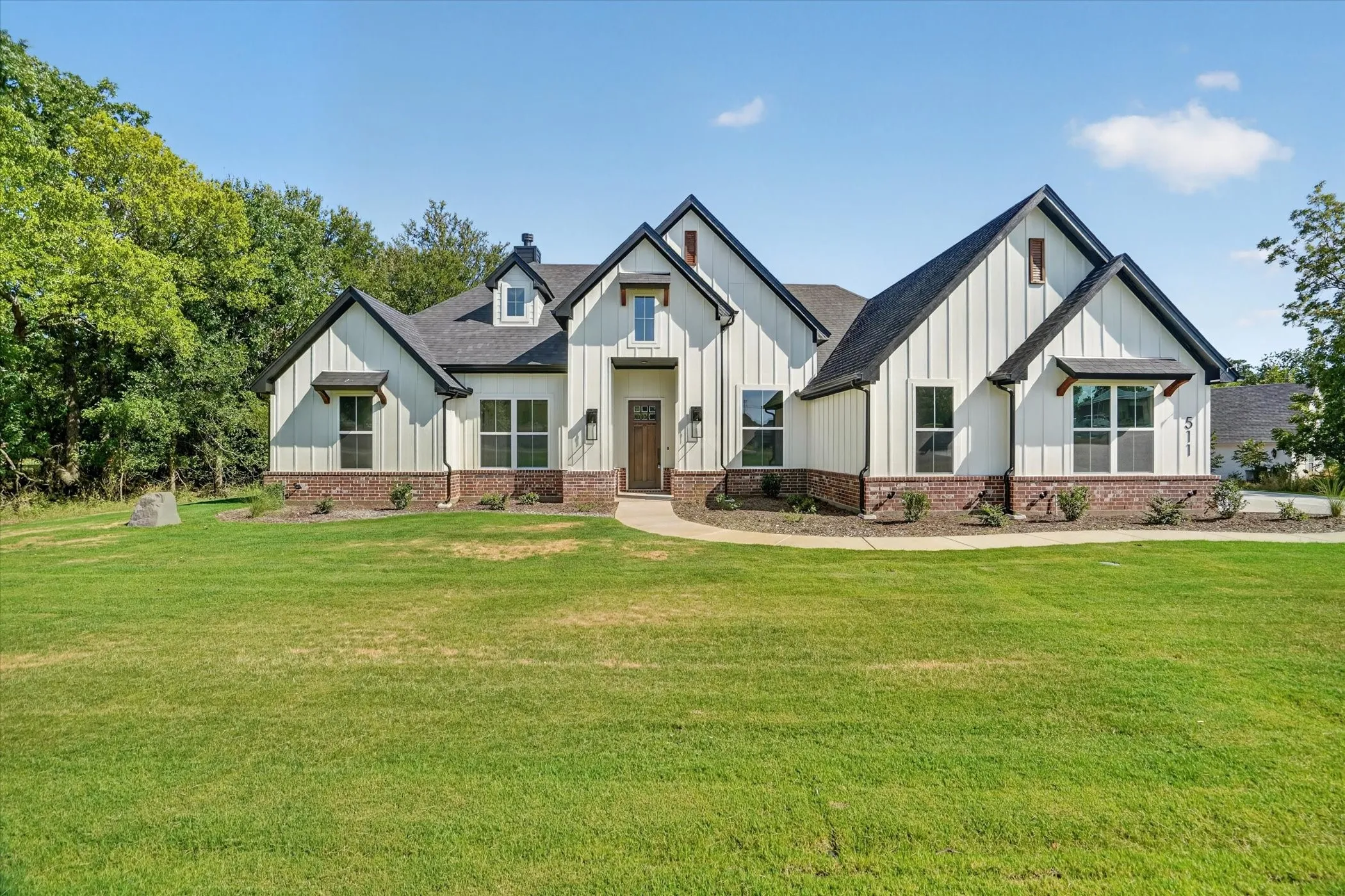 Single Family Residence For Sale in Parker County , 511 Pernell Court, Weatherford, Texas 76087, 4 Bedroom, 3 Bathroom, Garage spaces, 2,580 Sqft, built in 2026, mls#21219876, Real Estate Agent in Weatherford, Homes For Sale in Parker county, Homes For Sale in Weatherford, Realtor in Weatherford Texas, Real Estate Brokerage Independent Realty Texas, Luminita Cordes Realtor