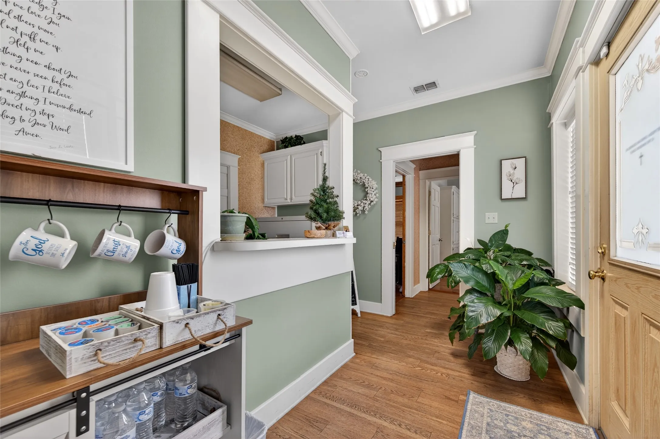 Office For Sale in Henderson County , 214 E College Street, Athens, Texas 75751, 0, 0, Garage spaces, 0 Sqft, built in 1920, Preowned, mls#21219228, Real Estate Agent in Athens, Homes For Sale in Henderson county, Homes For Sale in Athens, Realtor in Athens Texas, Real Estate Brokerage Independent Realty Texas, Luminita Cordes Realtor