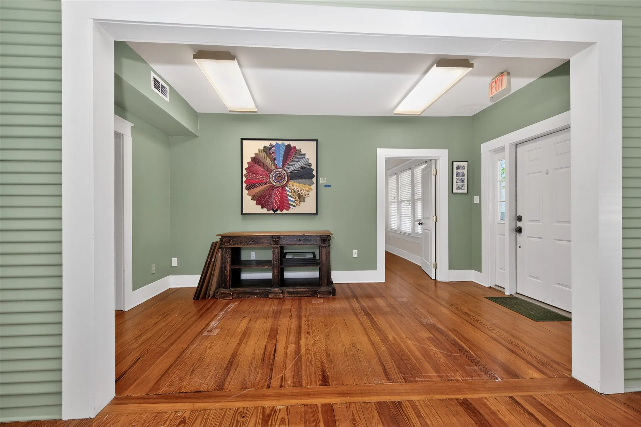 Office For Sale in Henderson County , 214 E College Street, Athens, Texas 75751, 0, 0, Garage spaces, 0 Sqft, built in 1920, Preowned, mls#21219228, Real Estate Agent in Athens, Homes For Sale in Henderson county, Homes For Sale in Athens, Realtor in Athens Texas, Real Estate Brokerage Independent Realty Texas, Luminita Cordes Realtor