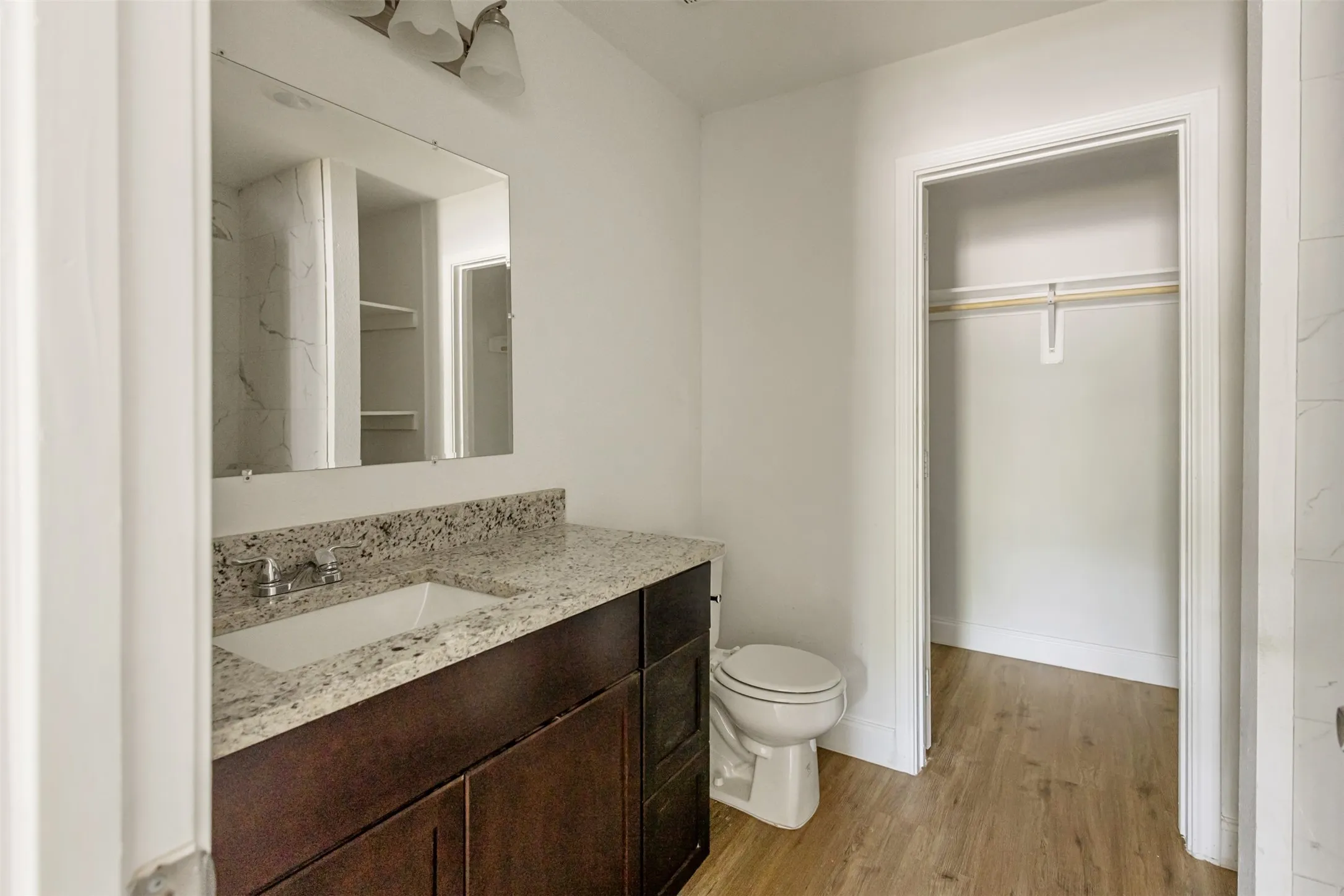 Single Family Residence For Sale in Henderson County , 7130 Shawnee Circle, Mabank, Texas 75156, 3 Bedroom, 2 Bathroom, Garage spaces, 1,400 Sqft, built in 2025, mls#21219927, Real Estate Agent in Mabank, Homes For Sale in Henderson county, Homes For Sale in Mabank, Realtor in Mabank Texas, Real Estate Brokerage Independent Realty Texas, Luminita Cordes Realtor