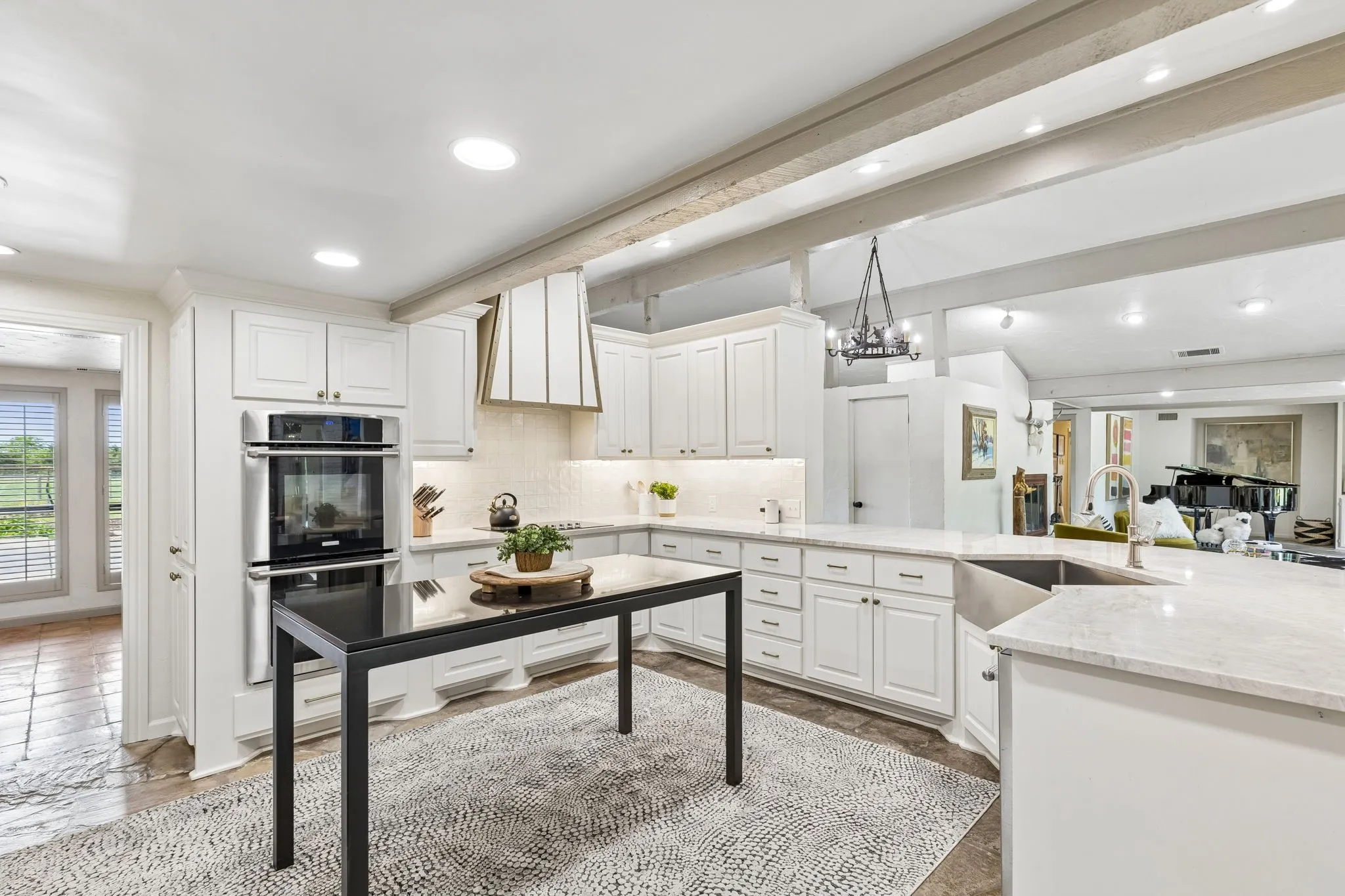 Single Family Residence For Sale in Collin County , 4206 Sycamore Lane, Parker, Texas 75002, 4 Bedroom, 4 Bathroom, 4 Garage spaces, 5,446 Sqft, built in 1975, Preowned, mls#21214535, Real Estate Agent in Parker, Homes For Sale in Collin county, Homes For Sale in Parker, Realtor in Parker Texas, Real Estate Brokerage Independent Realty Texas, Luminita Cordes Realtor