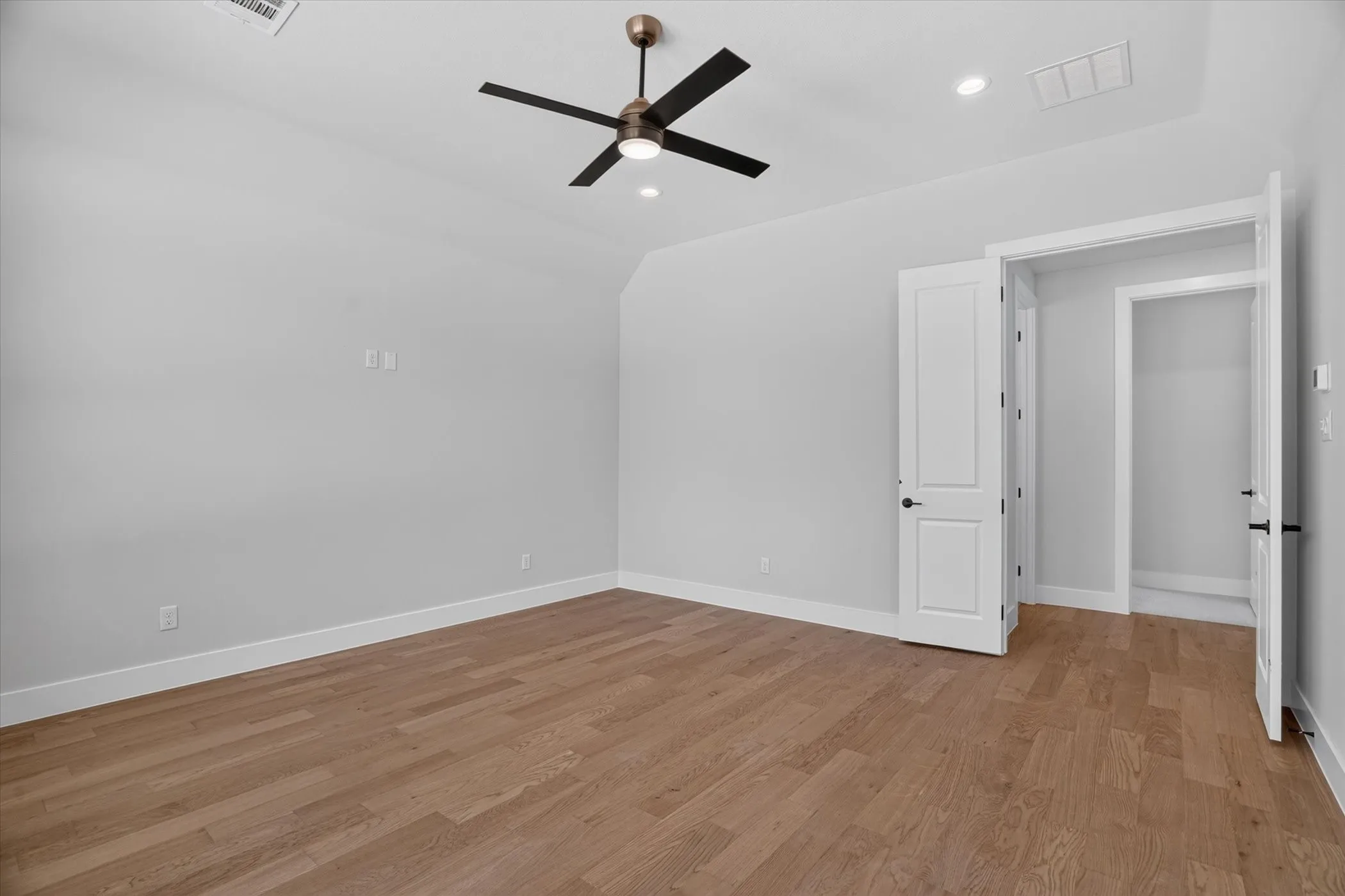 Single Family Residence For Sale in Parker County , 2037 Preserves Trail, Weatherford, Texas 76087, 4 Bedroom, 3 Bathroom, Garage spaces, 3,011 Sqft, built in 2026, mls#21219982, Real Estate Agent in Weatherford, Homes For Sale in Parker county, Homes For Sale in Weatherford, Realtor in Weatherford Texas, Real Estate Brokerage Independent Realty Texas, Luminita Cordes Realtor