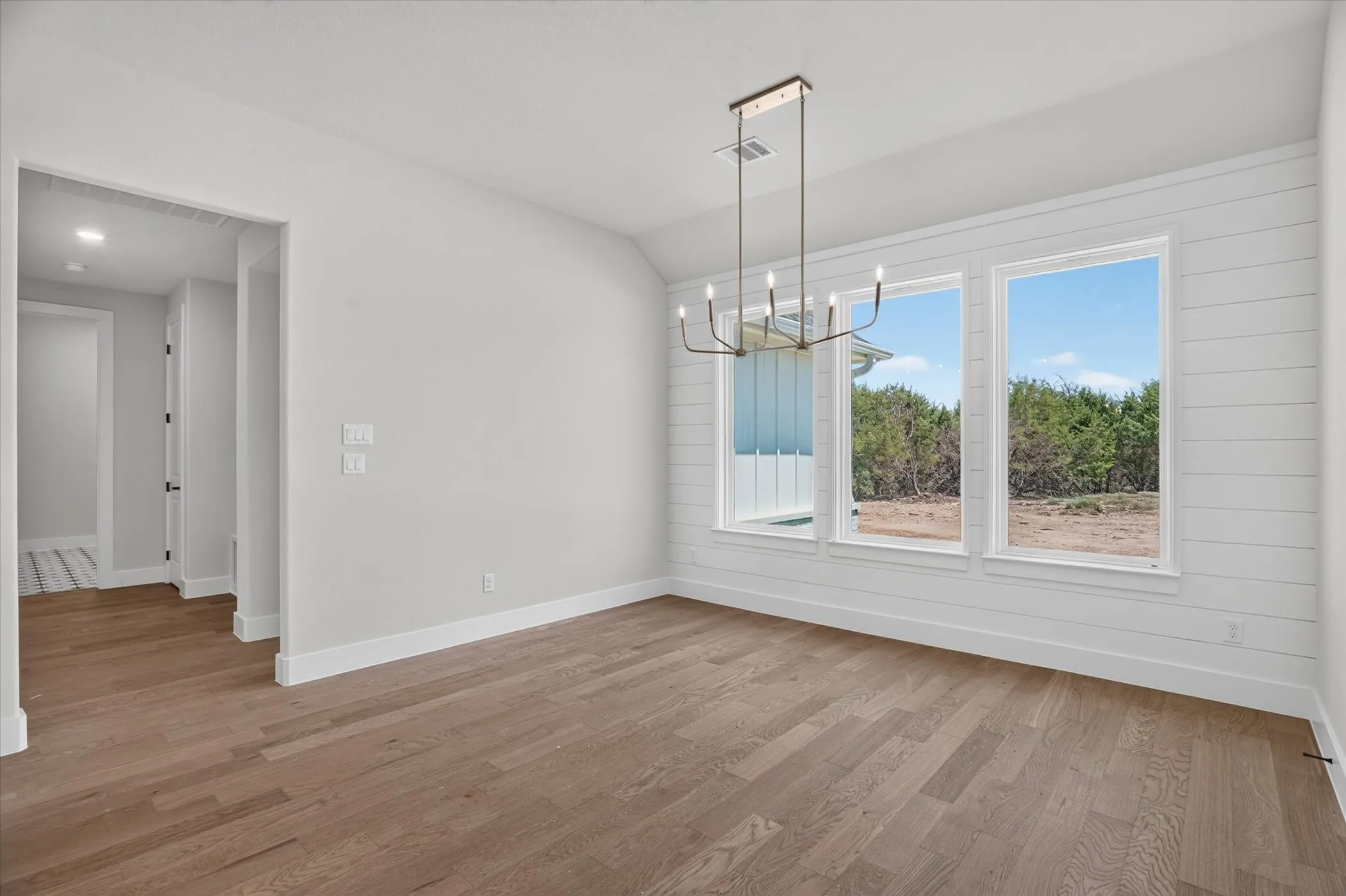 Single Family Residence For Sale in Parker County , 2037 Preserves Trail, Weatherford, Texas 76087, 4 Bedroom, 3 Bathroom, Garage spaces, 3,011 Sqft, built in 2026, mls#21219982, Real Estate Agent in Weatherford, Homes For Sale in Parker county, Homes For Sale in Weatherford, Realtor in Weatherford Texas, Real Estate Brokerage Independent Realty Texas, Luminita Cordes Realtor