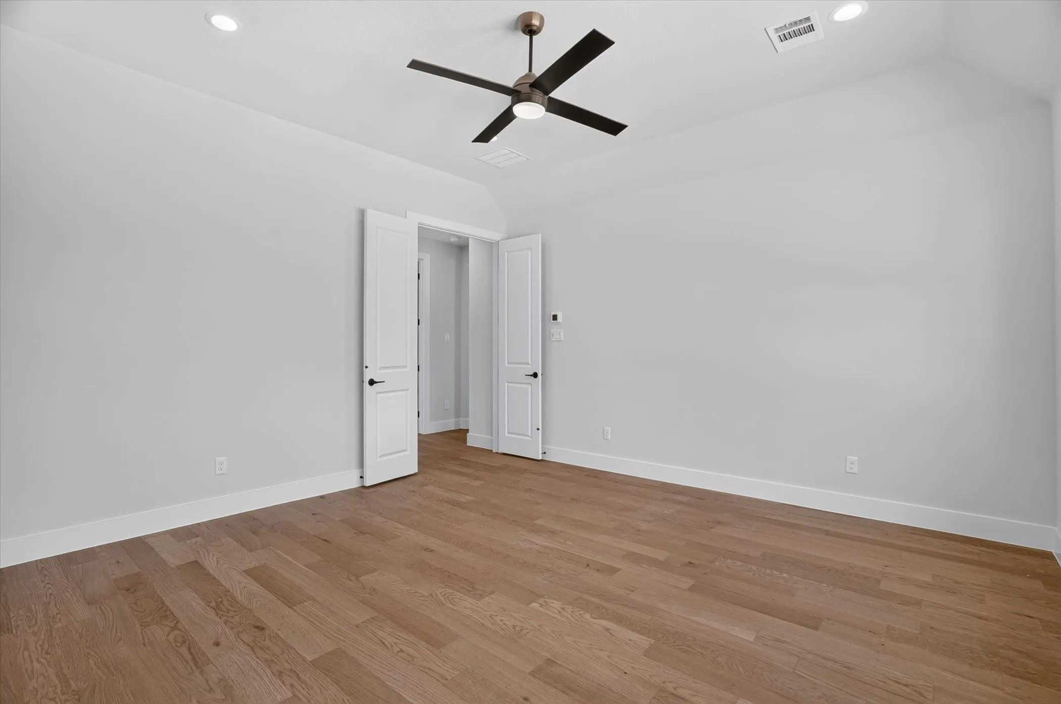 Single Family Residence For Sale in Parker County , 2037 Preserves Trail, Weatherford, Texas 76087, 4 Bedroom, 3 Bathroom, Garage spaces, 3,011 Sqft, built in 2026, mls#21219982, Real Estate Agent in Weatherford, Homes For Sale in Parker county, Homes For Sale in Weatherford, Realtor in Weatherford Texas, Real Estate Brokerage Independent Realty Texas, Luminita Cordes Realtor