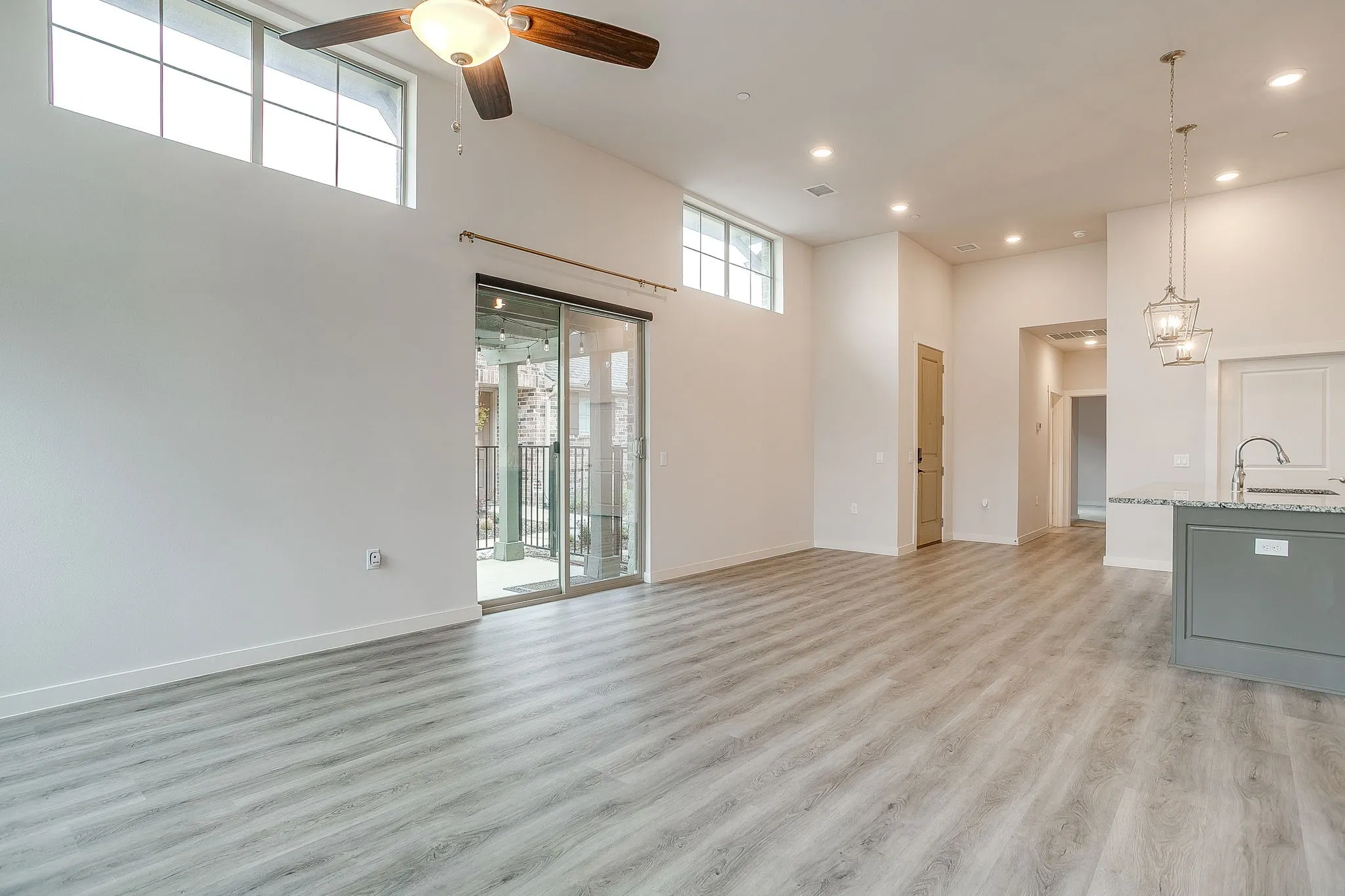 Single Family Residence For Sale in Denton County , 1020 Foxglove Lane, Prosper, Texas 75078, 2 Bedrooms, 2 Bathrooms, 2 Garage spaces, 1,370 Sqft, built in 2019, Preowned, Price $399,500, mls#21200901, Real Estate Agent in Prosper, Homes For Sale in Denton county, Homes For Sale in Prosper, Realtor in Prosper Texas, Real Estate Brokerage Independent Realty Texas, Luminita Cordes Realtor
