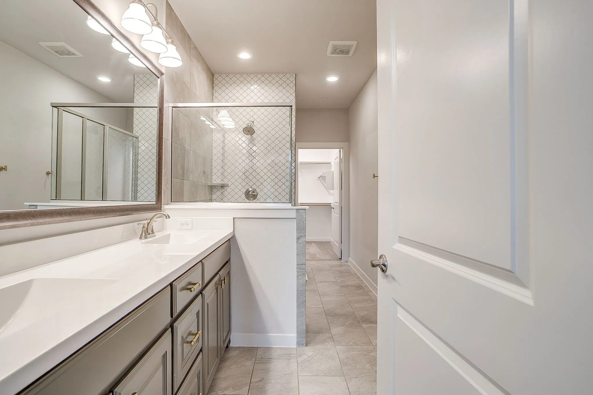 Single Family Residence For Sale in Denton County , 1020 Foxglove Lane, Prosper, Texas 75078, 2 Bedrooms, 2 Bathrooms, 2 Garage spaces, 1,370 Sqft, built in 2019, Preowned, Price $399,500, mls#21200901, Real Estate Agent in Prosper, Homes For Sale in Denton county, Homes For Sale in Prosper, Realtor in Prosper Texas, Real Estate Brokerage Independent Realty Texas, Luminita Cordes Realtor