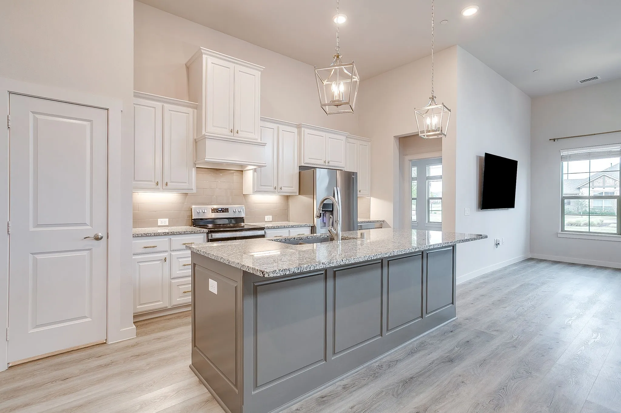 Single Family Residence For Sale in Denton County , 1020 Foxglove Lane, Prosper, Texas 75078, 2 Bedrooms, 2 Bathrooms, 2 Garage spaces, 1,370 Sqft, built in 2019, Preowned, Price $399,500, mls#21200901, Real Estate Agent in Prosper, Homes For Sale in Denton county, Homes For Sale in Prosper, Realtor in Prosper Texas, Real Estate Brokerage Independent Realty Texas, Luminita Cordes Realtor