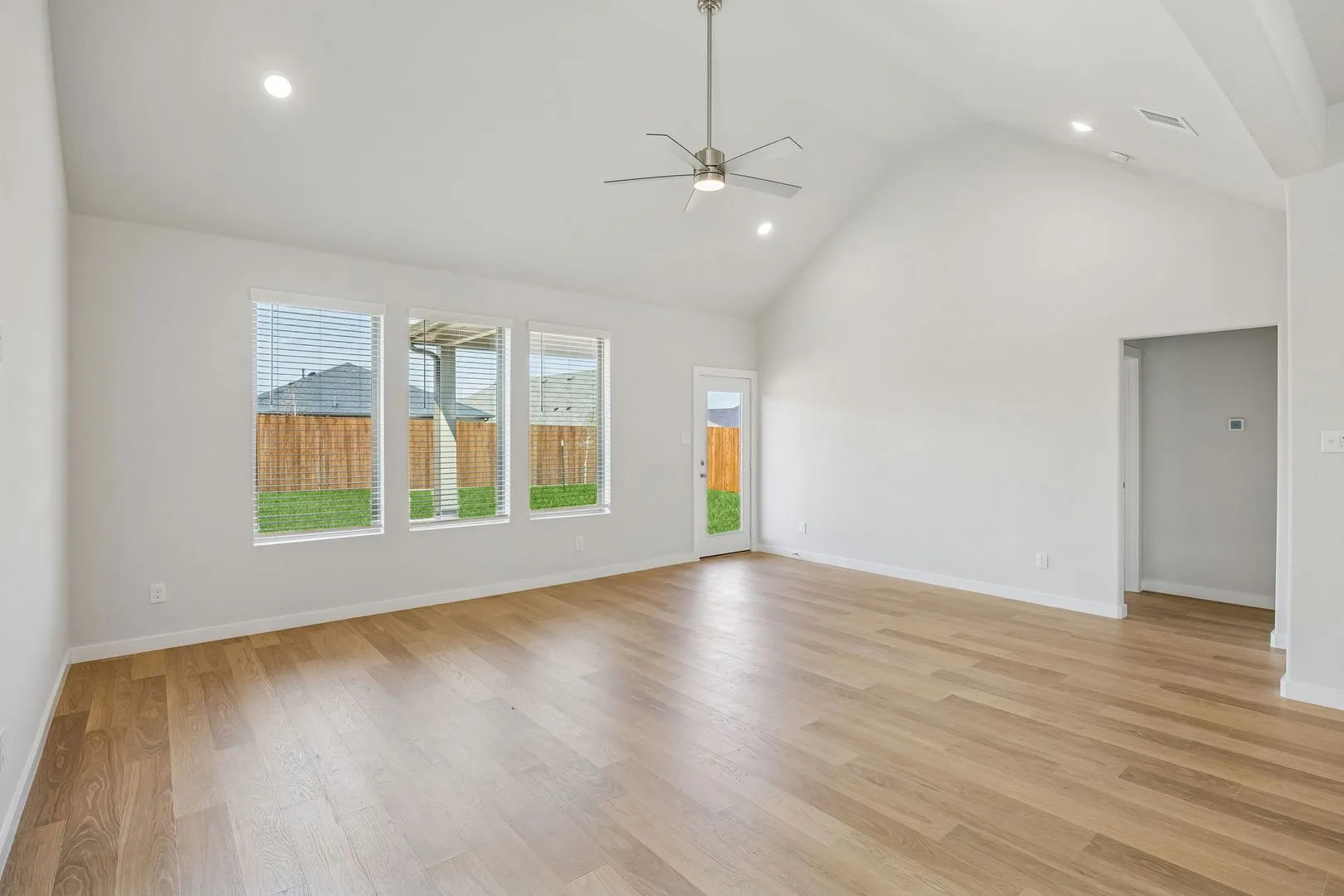 Single Family Residence For Sale in Collin County , 337 Yellowstar Lane, Lavon, Texas 75166, 4 Bedroom, 3 Bathroom, 2 Garage spaces, 2,447 Sqft, built in 2025, New Construction - Incomplete, mls#21220033, Real Estate Agent in Lavon, Homes For Sale in Collin county, Homes For Sale in Lavon, Realtor in Lavon Texas, Real Estate Brokerage Independent Realty Texas, Luminita Cordes Realtor