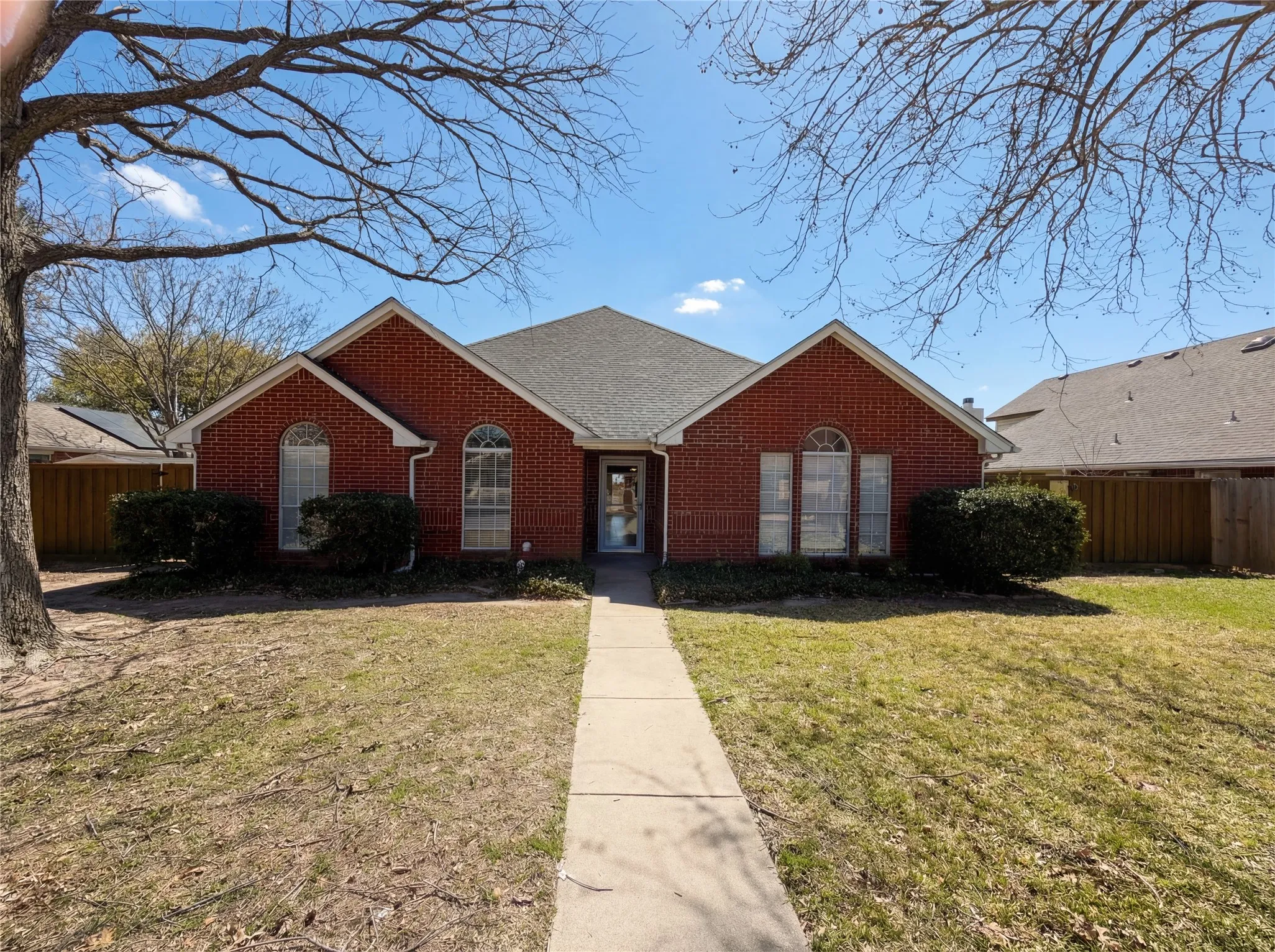 Single Family Residence For Sale in Collin County , 1711 Kennedy Drive, Wylie, Texas 75098, 4 Bedroom, 3 Bathroom, 2 Garage spaces, 2,876 Sqft, built in 1994, mls#21220048, Real Estate Agent in Wylie, Homes For Sale in Collin county, Homes For Sale in Wylie, Realtor in Wylie Texas, Real Estate Brokerage Independent Realty Texas, Luminita Cordes Realtor