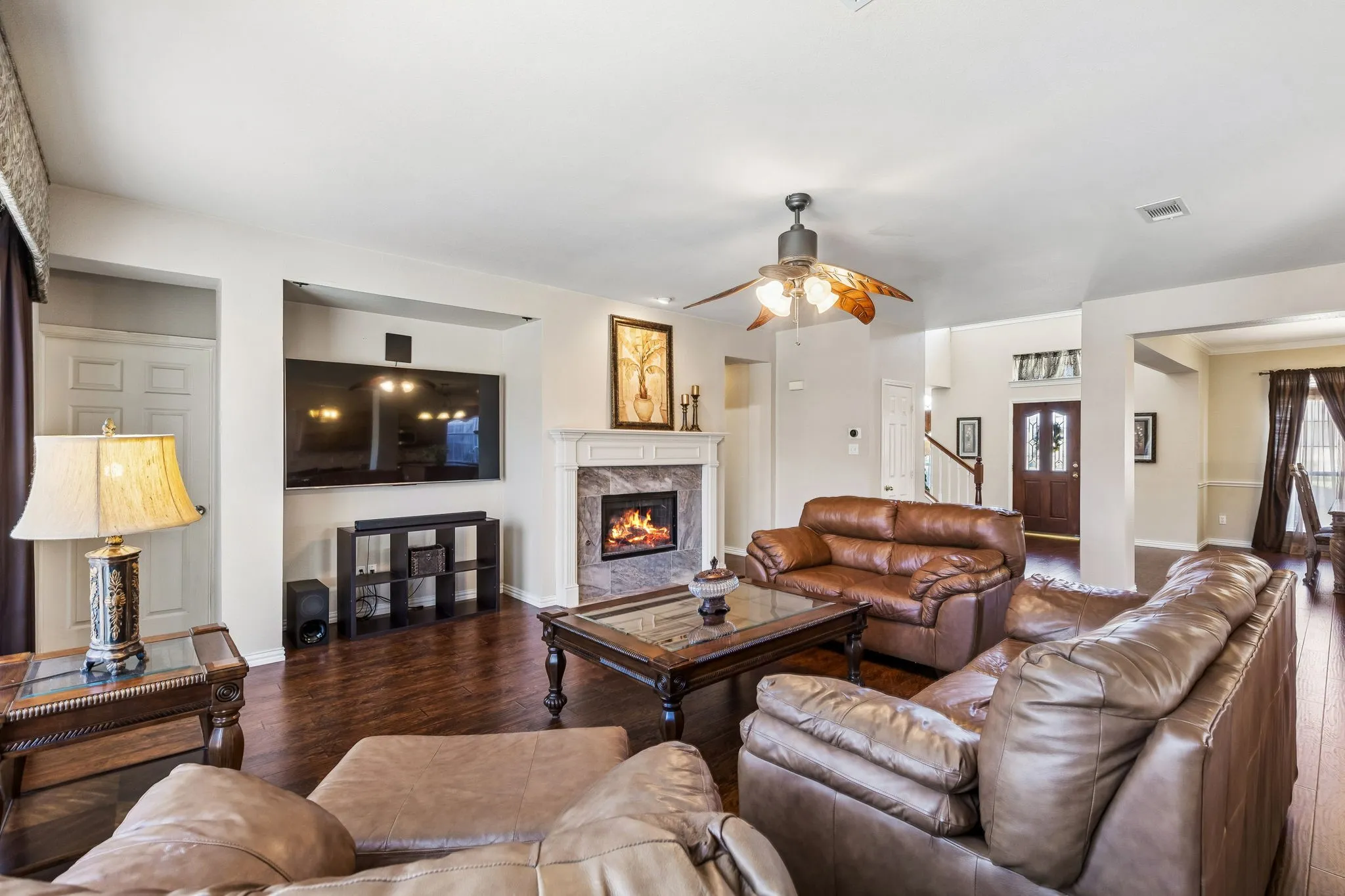 Single Family Residence For Sale in Dallas County , 2710 Winterberry Drive, Rowlett, Texas 75089, 4 Bedroom, 3 Bathroom, 2 Garage spaces, 3,019 Sqft, built in 1998, Preowned, mls#21209905, Real Estate Agent in Rowlett, Homes For Sale in Dallas county, Homes For Sale in Rowlett, Realtor in Rowlett Texas, Real Estate Brokerage Independent Realty Texas, Luminita Cordes Realtor