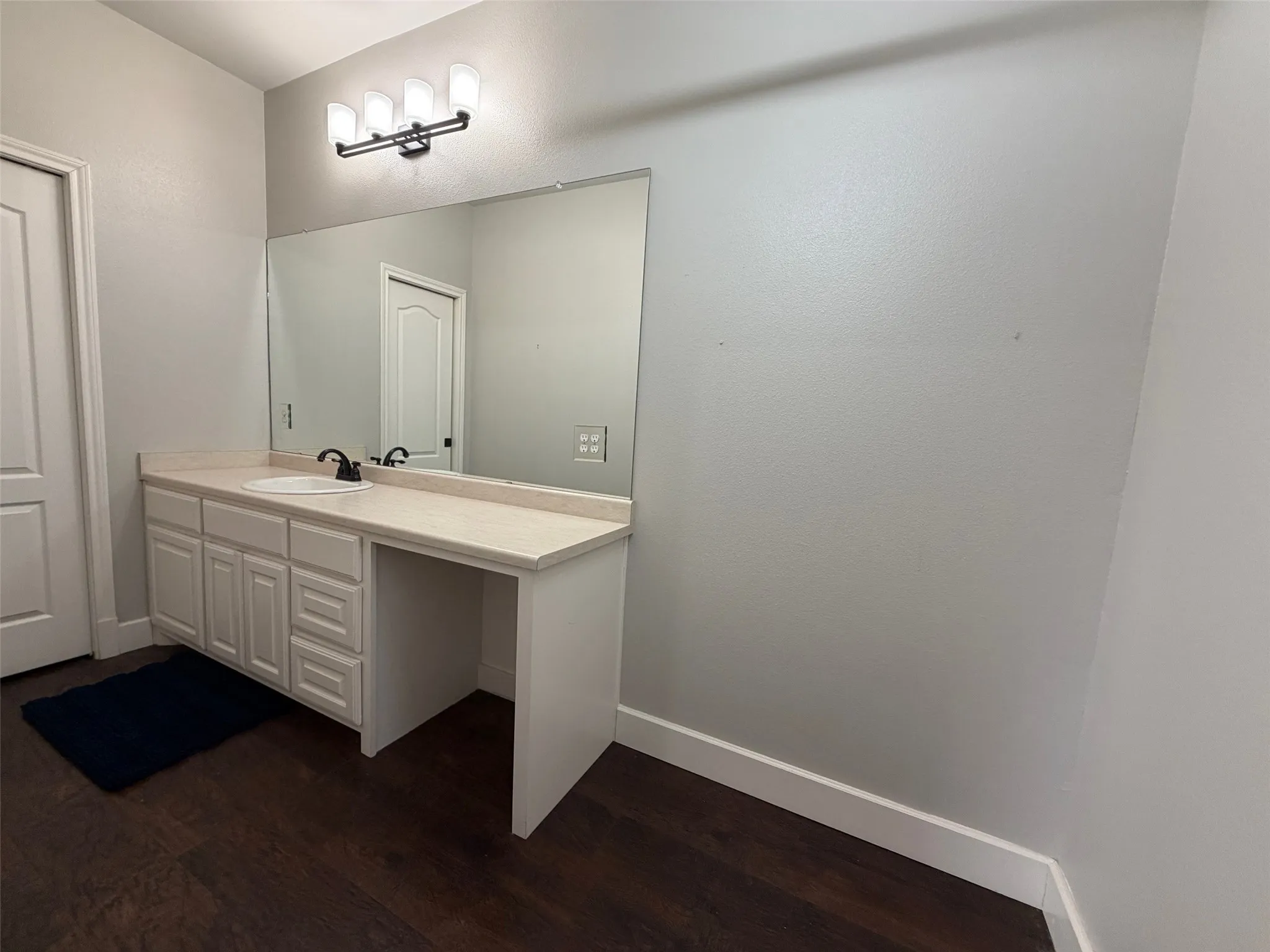 Vanity Bedroom #2