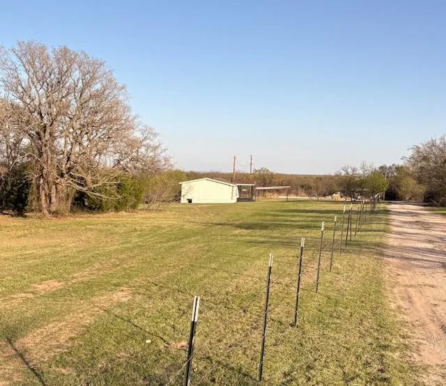 Mobile Home For Sale in Wise County , Tract 1 & 2 Private Rd 3508, Bridgeport, Texas 76426, 3 Bedroom, 2 Bathroom, Garage spaces, 1,344 Sqft, built in 1991, mls#21220173, Real Estate Agent in Bridgeport, Homes For Sale in Wise county, Homes For Sale in Bridgeport, Realtor in Bridgeport Texas, Real Estate Brokerage Independent Realty Texas, Luminita Cordes Realtor