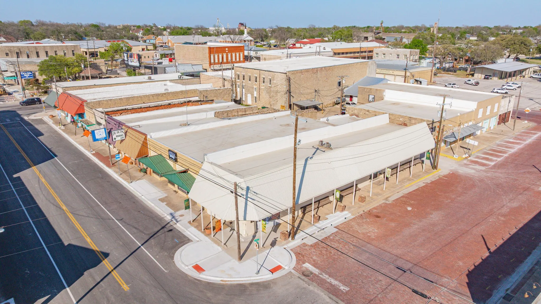 Retail For Sale in Erath County , 127 S Patrick Street, Dublin, Texas 76446, 0, 0, Garage spaces, 0 Sqft, built in 1920, Preowned, mls#21219800, Real Estate Agent in Dublin, Homes For Sale in Erath county, Homes For Sale in Dublin, Realtor in Dublin Texas, Real Estate Brokerage Independent Realty Texas, Luminita Cordes Realtor