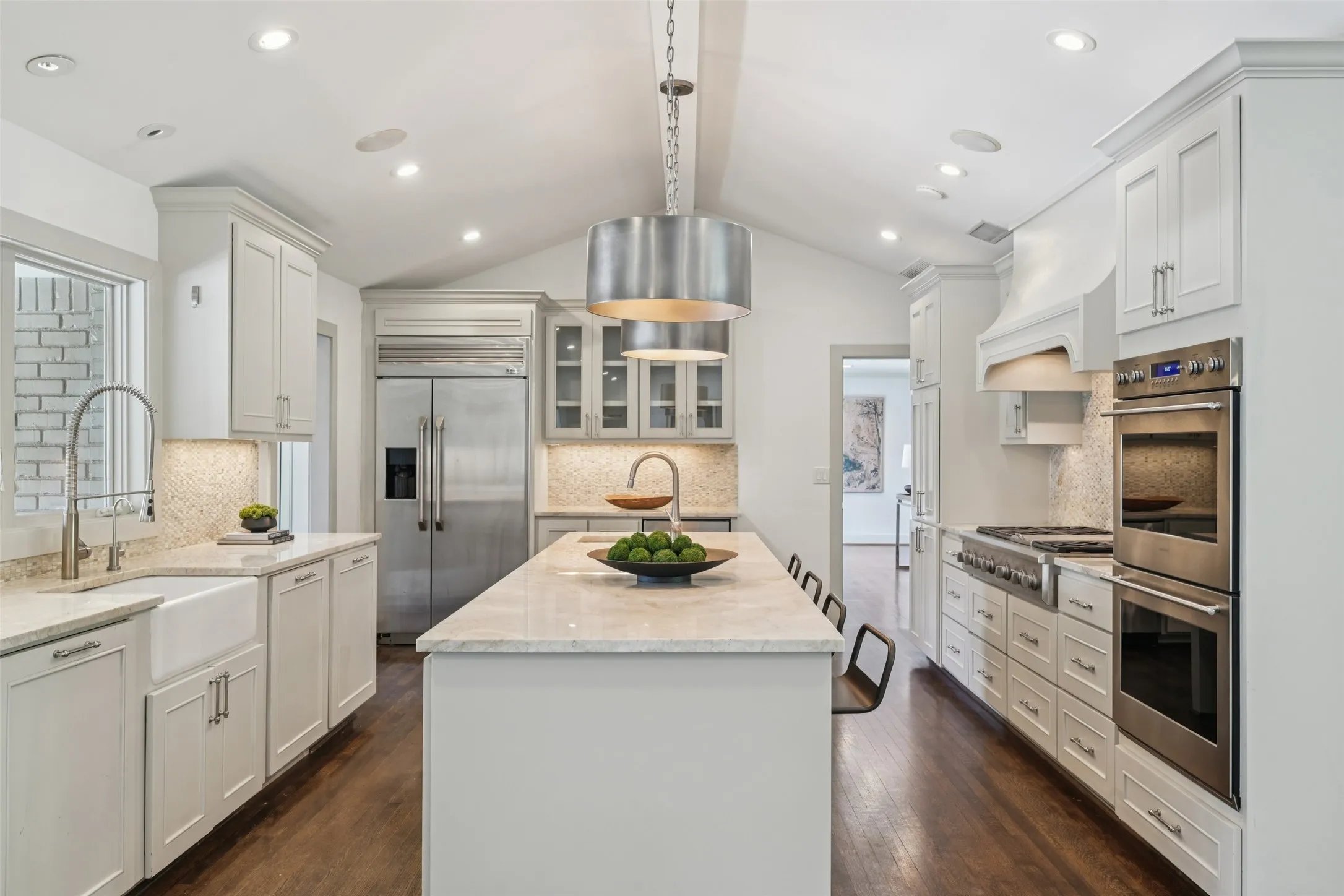 Single Family Residence For Sale in Dallas County , 5818 Gramercy Place, Dallas, Texas 75230, 4 Bedroom, 4 Bathroom, 2 Garage spaces, 3,906 Sqft, built in 1956, Preowned, mls#21213518, Real Estate Agent in Dallas, Homes For Sale in Dallas county, Homes For Sale in Dallas, Realtor in Dallas Texas, Real Estate Brokerage Independent Realty Texas, Luminita Cordes Realtor