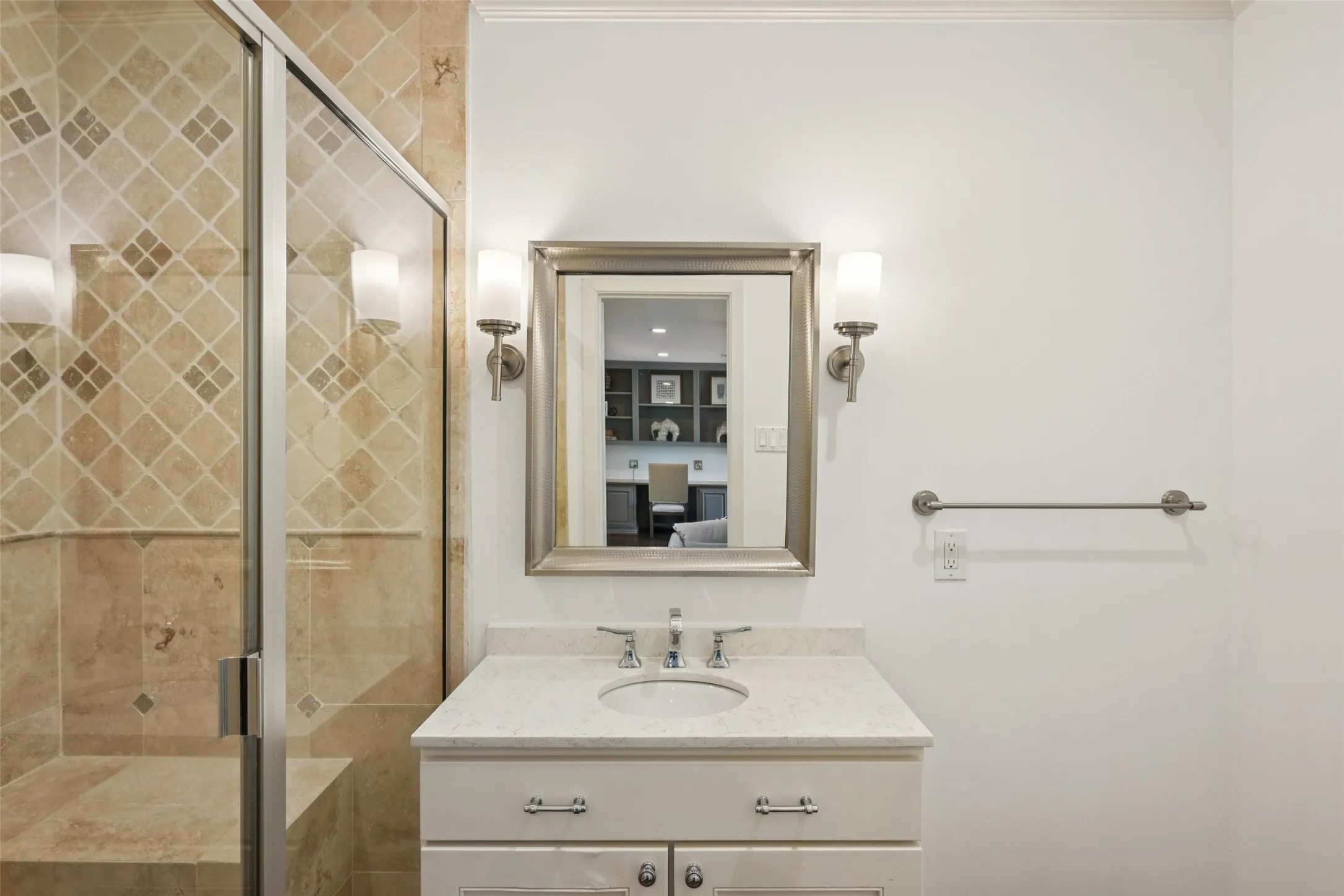 Single Family Residence For Sale in Dallas County , 5818 Gramercy Place, Dallas, Texas 75230, 4 Bedroom, 4 Bathroom, 2 Garage spaces, 3,906 Sqft, built in 1956, Preowned, mls#21213518, Real Estate Agent in Dallas, Homes For Sale in Dallas county, Homes For Sale in Dallas, Realtor in Dallas Texas, Real Estate Brokerage Independent Realty Texas, Luminita Cordes Realtor