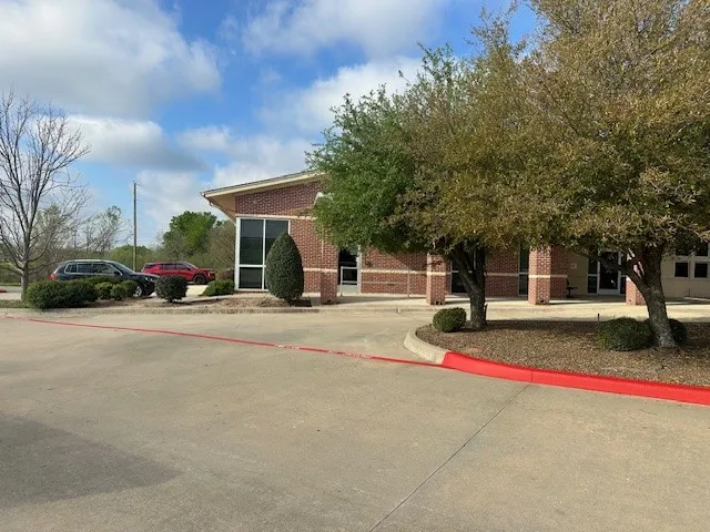 Office For Rent in Lamar County , 870 NE Loop 286, Paris, Texas 75460, 0, 0, Garage spaces, 0 Sqft, built in 0, Preowned, Price $3,000, mls#21220025, Real Estate Agent in Paris, Homes For Rent in Lamar county, Homes For Rent in Paris, Realtor in Paris Texas, Real Estate Brokerage Independent Realty Texas, Luminita Cordes Realtor