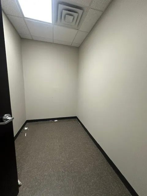 Office For Rent in Lamar County , 870 NE Loop 286, Paris, Texas 75460, 0, 0, Garage spaces, 0 Sqft, built in 0, Preowned, Price $3,000, mls#21220025, Real Estate Agent in Paris, Homes For Rent in Lamar county, Homes For Rent in Paris, Realtor in Paris Texas, Real Estate Brokerage Independent Realty Texas, Luminita Cordes Realtor