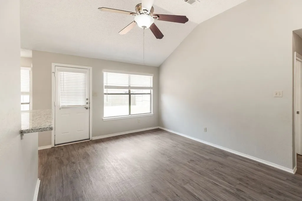 Single Family Residence For Sale in Collin County , 1304 Petunia Drive, Allen, Texas 75002, 3 Bedroom, 2 Bathroom, 2 Garage spaces, 1,794 Sqft, built in 1984, Price $359,900, mls#21219897, Real Estate Agent in Allen, Homes For Sale in Collin county, Homes For Sale in Allen, Realtor in Allen Texas, Real Estate Brokerage Independent Realty Texas, Luminita Cordes Realtor
