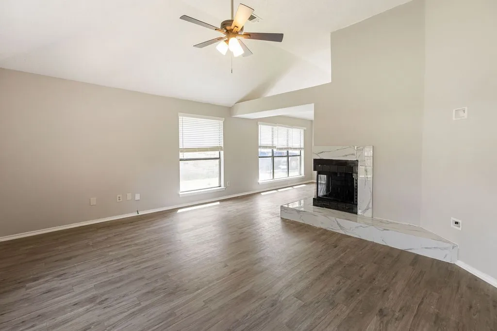 Single Family Residence For Sale in Collin County , 1304 Petunia Drive, Allen, Texas 75002, 3 Bedroom, 2 Bathroom, 2 Garage spaces, 1,794 Sqft, built in 1984, Price $359,900, mls#21219897, Real Estate Agent in Allen, Homes For Sale in Collin county, Homes For Sale in Allen, Realtor in Allen Texas, Real Estate Brokerage Independent Realty Texas, Luminita Cordes Realtor
