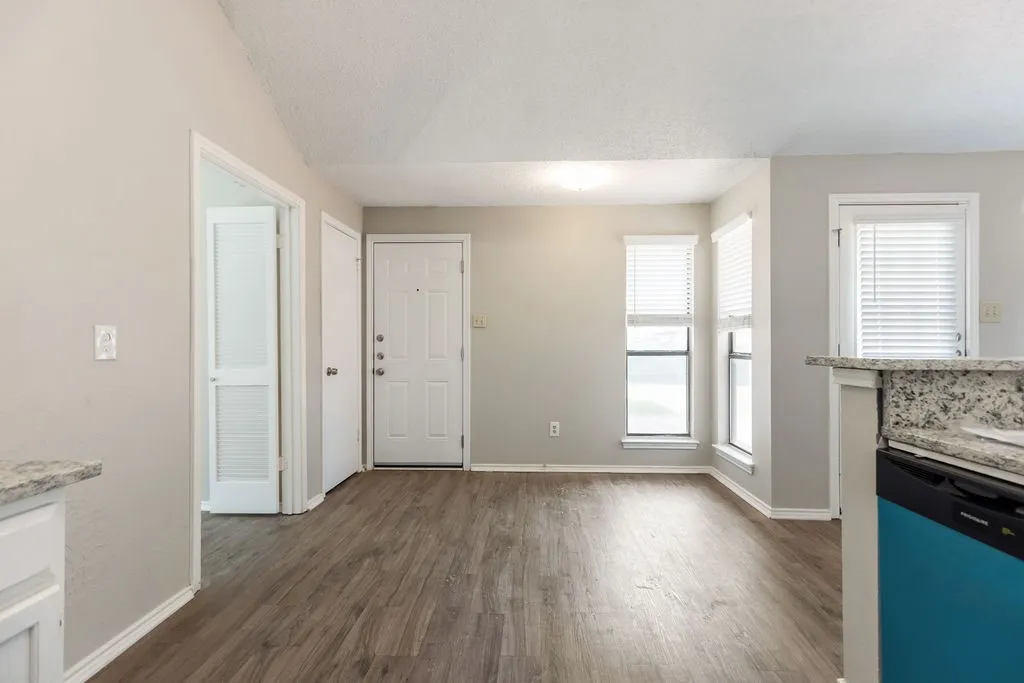 Single Family Residence For Sale in Collin County , 1304 Petunia Drive, Allen, Texas 75002, 3 Bedroom, 2 Bathroom, 2 Garage spaces, 1,794 Sqft, built in 1984, Price $359,900, mls#21219897, Real Estate Agent in Allen, Homes For Sale in Collin county, Homes For Sale in Allen, Realtor in Allen Texas, Real Estate Brokerage Independent Realty Texas, Luminita Cordes Realtor