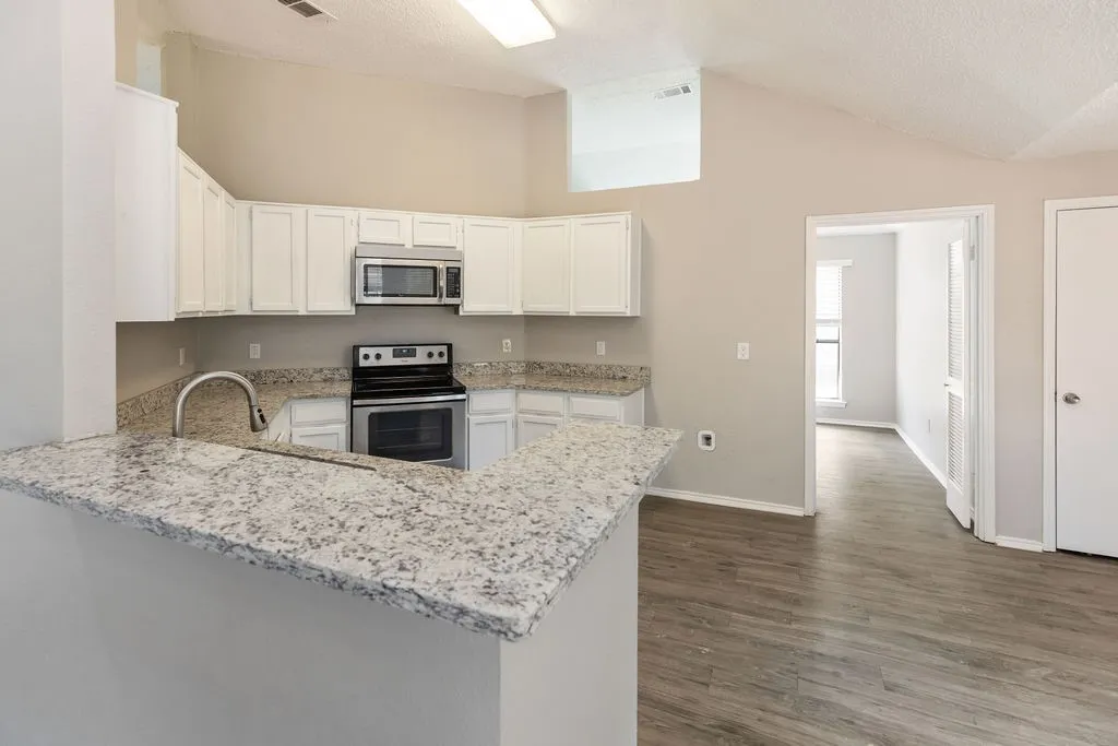 Single Family Residence For Sale in Collin County , 1304 Petunia Drive, Allen, Texas 75002, 3 Bedroom, 2 Bathroom, 2 Garage spaces, 1,794 Sqft, built in 1984, Price $359,900, mls#21219897, Real Estate Agent in Allen, Homes For Sale in Collin county, Homes For Sale in Allen, Realtor in Allen Texas, Real Estate Brokerage Independent Realty Texas, Luminita Cordes Realtor