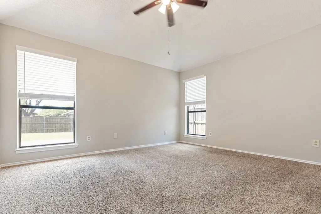 Single Family Residence For Sale in Collin County , 1304 Petunia Drive, Allen, Texas 75002, 3 Bedroom, 2 Bathroom, 2 Garage spaces, 1,794 Sqft, built in 1984, Price $359,900, mls#21219897, Real Estate Agent in Allen, Homes For Sale in Collin county, Homes For Sale in Allen, Realtor in Allen Texas, Real Estate Brokerage Independent Realty Texas, Luminita Cordes Realtor