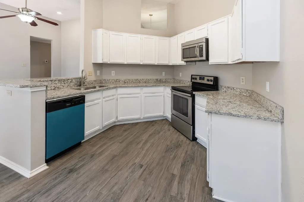 Single Family Residence For Sale in Collin County , 1304 Petunia Drive, Allen, Texas 75002, 3 Bedroom, 2 Bathroom, 2 Garage spaces, 1,794 Sqft, built in 1984, Price $359,900, mls#21219897, Real Estate Agent in Allen, Homes For Sale in Collin county, Homes For Sale in Allen, Realtor in Allen Texas, Real Estate Brokerage Independent Realty Texas, Luminita Cordes Realtor