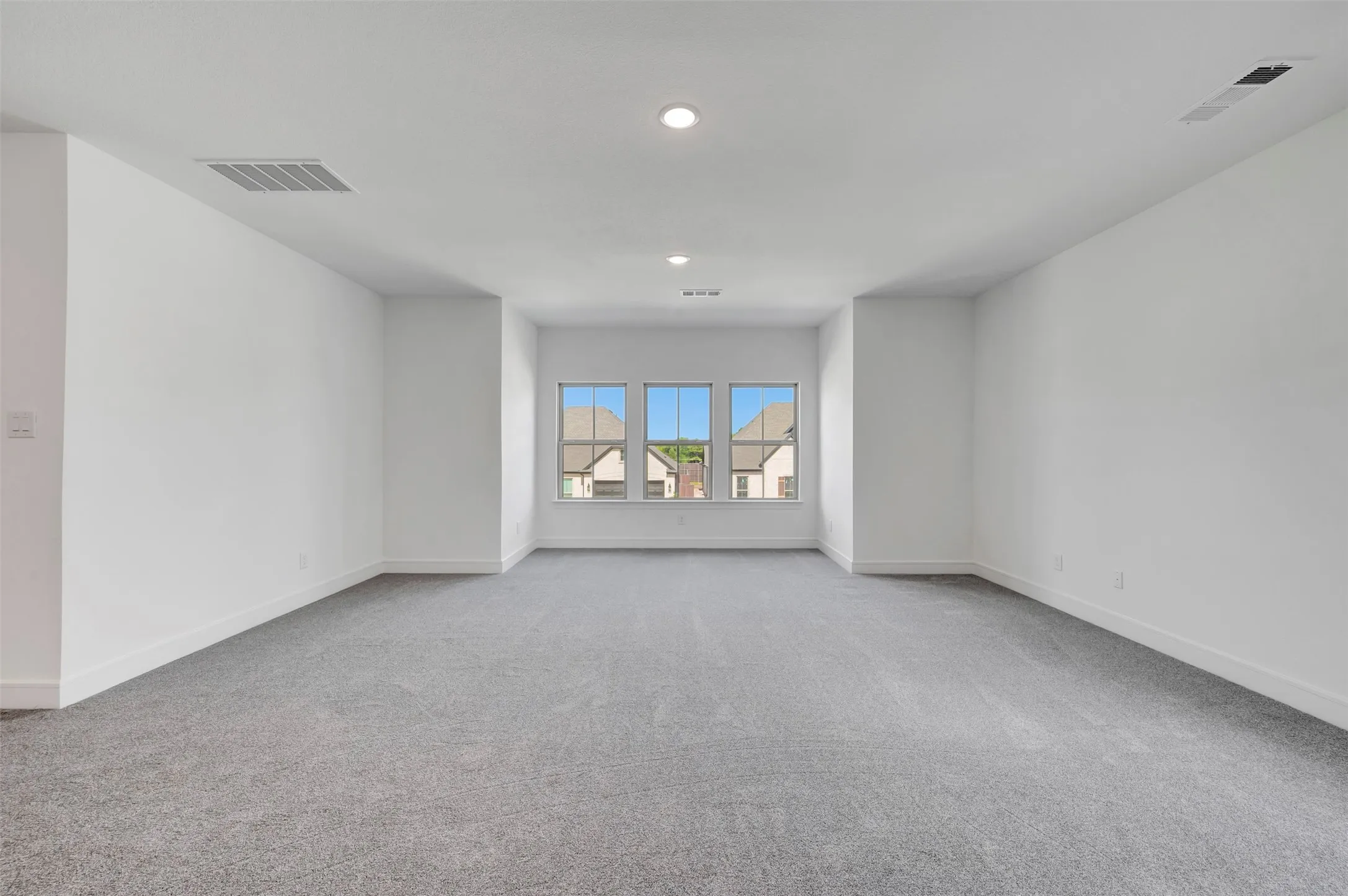 Single Family Residence For Sale in Tarrant County , 5644 Taylor Trail, Arlington, Texas 76017, 4 Bedroom, 4 Bathroom, 3 Garage spaces, 3,647 Sqft, built in 2026, New Construction - Incomplete, mls#21220332, Real Estate Agent in Arlington, Homes For Sale in Tarrant county, Homes For Sale in Arlington, Realtor in Arlington Texas, Real Estate Brokerage Independent Realty Texas, Luminita Cordes Realtor