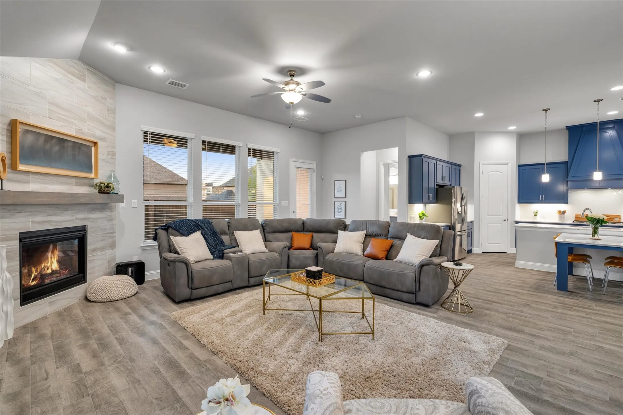 Single Family Residence For Sale in Denton County , 460 Pinyon Lane, Frisco, Texas 75033, 4 Bedrooms, 3 Bathrooms, 3 Garage spaces, 2,556 Sqft, built in 2021, Preowned, Price $659,900, mls#21220008, Real Estate Agent in Frisco, Homes For Sale in Denton county, Homes For Sale in Frisco, Realtor in Frisco Texas, Real Estate Brokerage Independent Realty Texas, Luminita Cordes Realtor