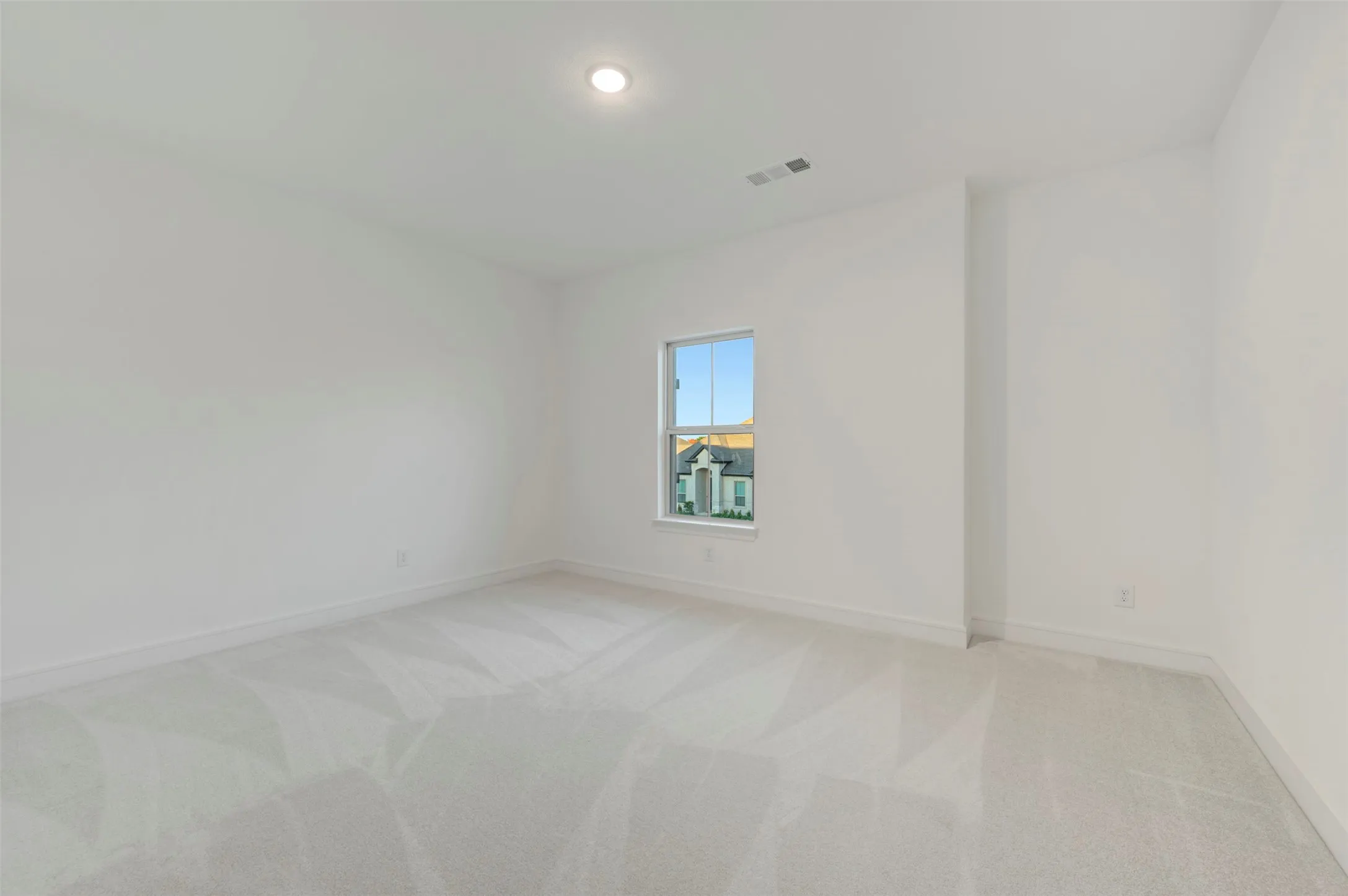 Single Family Residence For Sale in Tarrant County , 5648 Taylor Trail, Arlington, Texas 76017, 5 Bedroom, 5 Bathroom, 3 Garage spaces, 3,922 Sqft, built in 2026, New Construction - Incomplete, mls#21220373, Real Estate Agent in Arlington, Homes For Sale in Tarrant county, Homes For Sale in Arlington, Realtor in Arlington Texas, Real Estate Brokerage Independent Realty Texas, Luminita Cordes Realtor