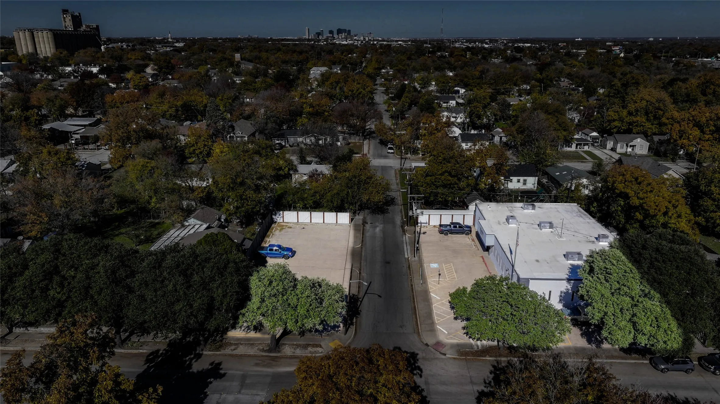 Office For Rent in Tarrant County , 4059 Bryan Avenue 100, Fort Worth, Texas 76110, 0, 0, Garage spaces, 0 Sqft, built in 1980, Preowned, Price $12, mls#21219945, Real Estate Agent in Fort Worth, Homes For Rent in Tarrant county, Homes For Rent in Fort Worth, Realtor in Fort Worth Texas, Real Estate Brokerage Independent Realty Texas, Luminita Cordes Realtor