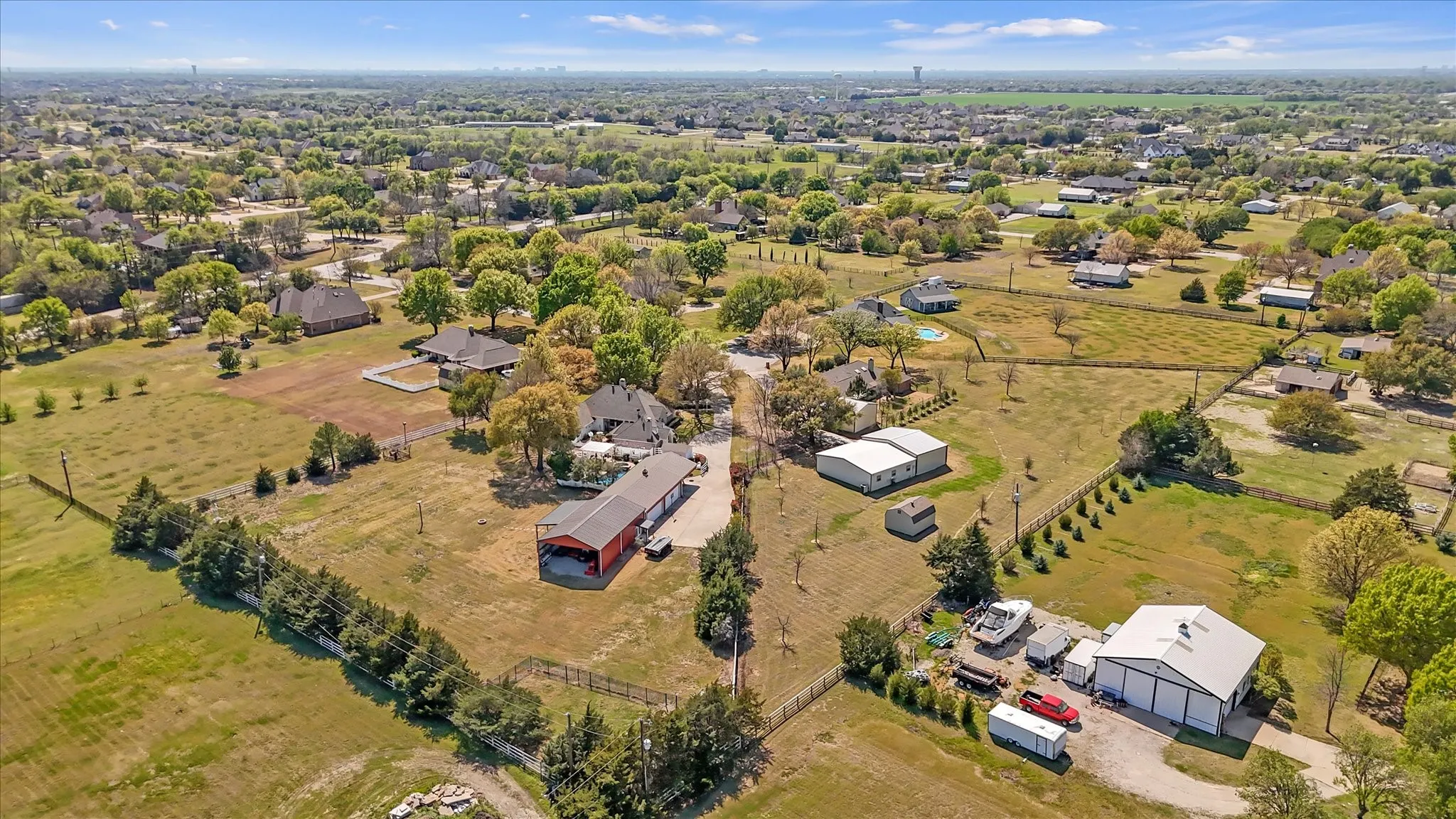 Single Family Residence For Sale in Collin County , 6 Park Lane, Lucas, Texas 75002, 4 Bedroom, 3 Bathroom, 4 Garage spaces, 3,109 Sqft, built in 1990, mls#21218310, Real Estate Agent in Lucas, Homes For Sale in Collin county, Homes For Sale in Lucas, Realtor in Lucas Texas, Real Estate Brokerage Independent Realty Texas, Luminita Cordes Realtor