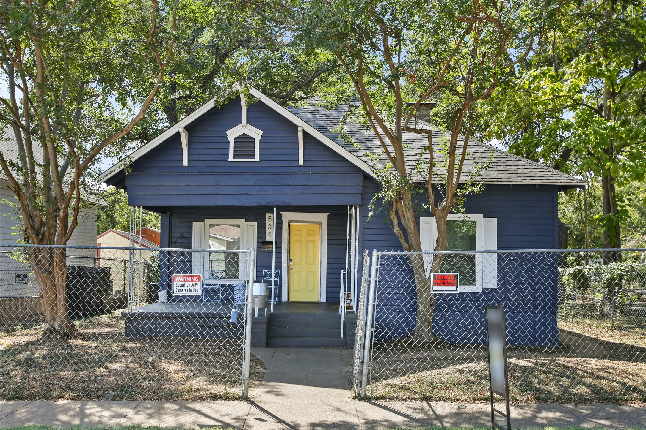 Single Family Residence For Sale in Mc Lennan County , 504 Preston Street, Waco, Texas 76704, 5 Bedrooms, 3 Bathrooms, Garage spaces, 1,742 Sqft, built in 1913, Preowned, Price $178,000, mls#21220423, Real Estate Agent in Waco, Homes For Sale in Mc Lennan county, Homes For Sale in Waco, Realtor in Waco Texas, Real Estate Brokerage Independent Realty Texas, Luminita Cordes Realtor