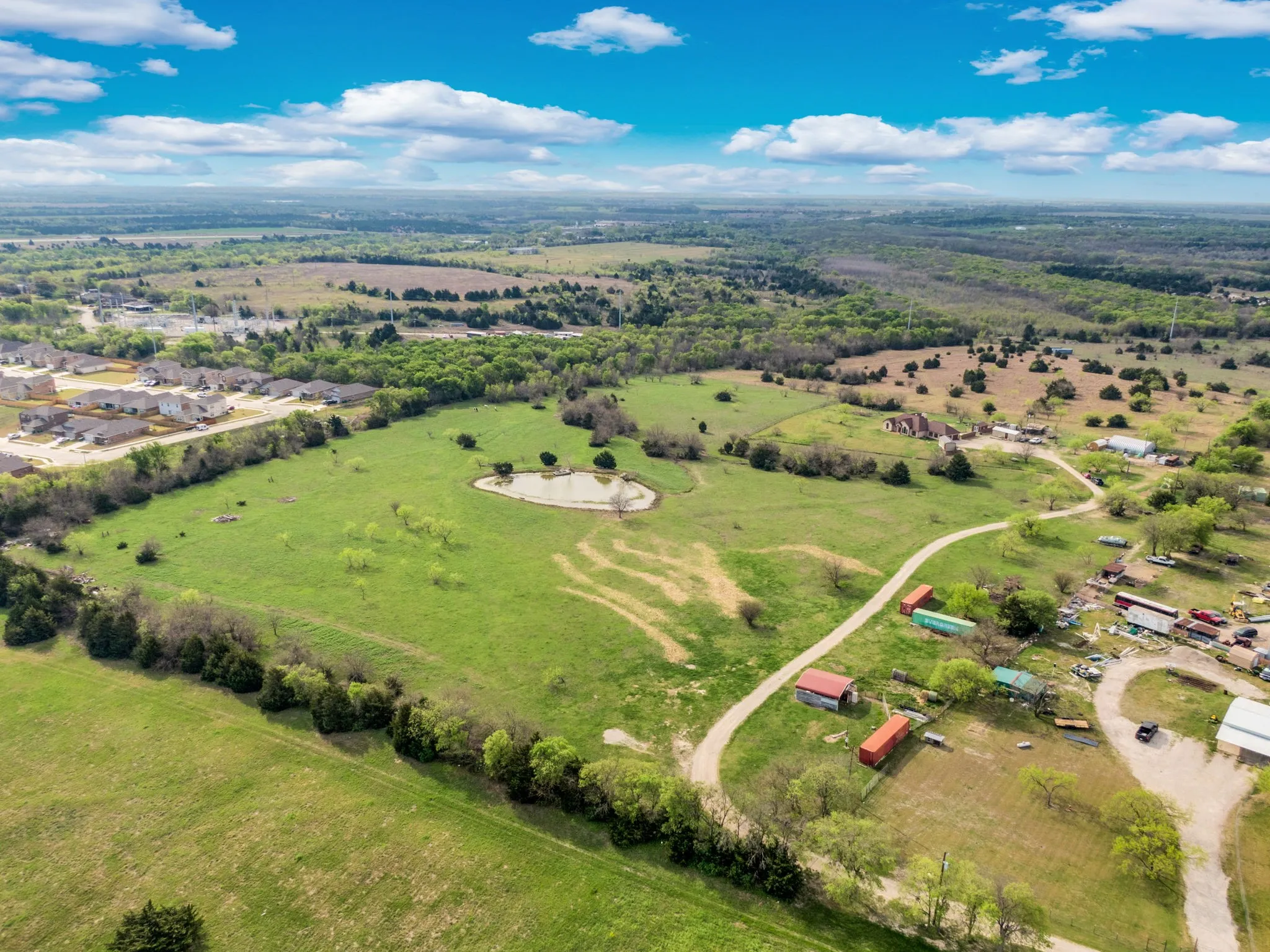 Single Family Residence For Sale in Ellis County , 508 Fm 983, Ferris, Texas 75125, 3 Bedroom, 3 Bathroom, 2 Garage spaces, 2,290 Sqft, built in 2016, Preowned, Price $995,000, mls#21217366, Real Estate Agent in Ferris, Homes For Sale in Ellis county, Homes For Sale in Ferris, Realtor in Ferris Texas, Real Estate Brokerage Independent Realty Texas, Luminita Cordes Realtor