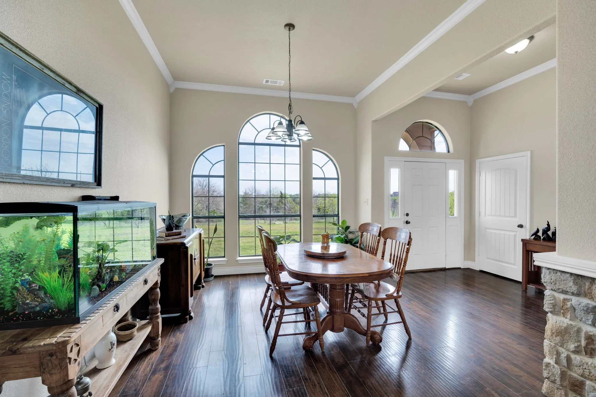 Single Family Residence For Sale in Ellis County , 508 Fm 983, Ferris, Texas 75125, 3 Bedroom, 3 Bathroom, 2 Garage spaces, 2,290 Sqft, built in 2016, Preowned, Price $995,000, mls#21217366, Real Estate Agent in Ferris, Homes For Sale in Ellis county, Homes For Sale in Ferris, Realtor in Ferris Texas, Real Estate Brokerage Independent Realty Texas, Luminita Cordes Realtor