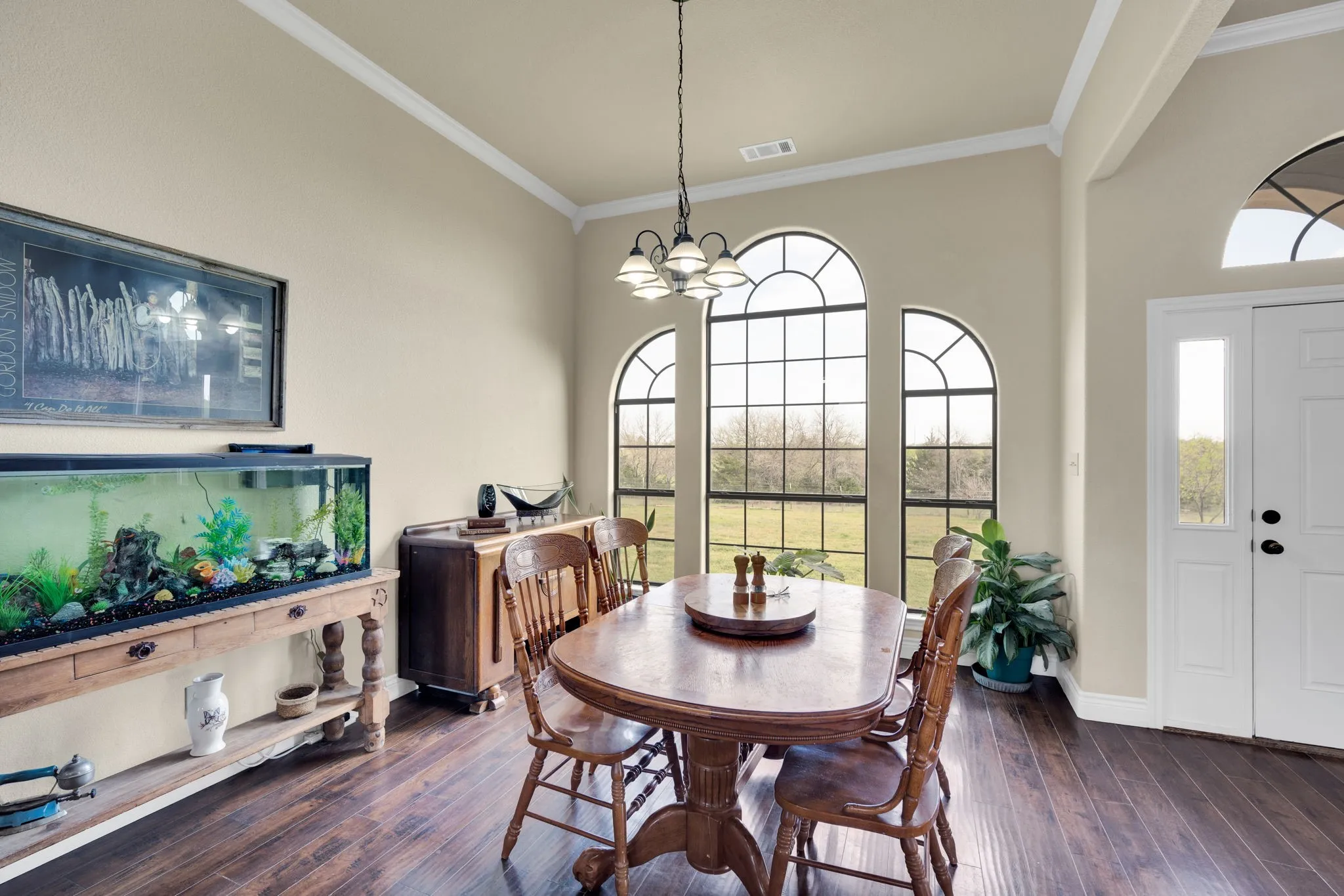 Single Family Residence For Sale in Ellis County , 508 Fm 983, Ferris, Texas 75125, 3 Bedroom, 3 Bathroom, 2 Garage spaces, 2,290 Sqft, built in 2016, Preowned, Price $995,000, mls#21217366, Real Estate Agent in Ferris, Homes For Sale in Ellis county, Homes For Sale in Ferris, Realtor in Ferris Texas, Real Estate Brokerage Independent Realty Texas, Luminita Cordes Realtor