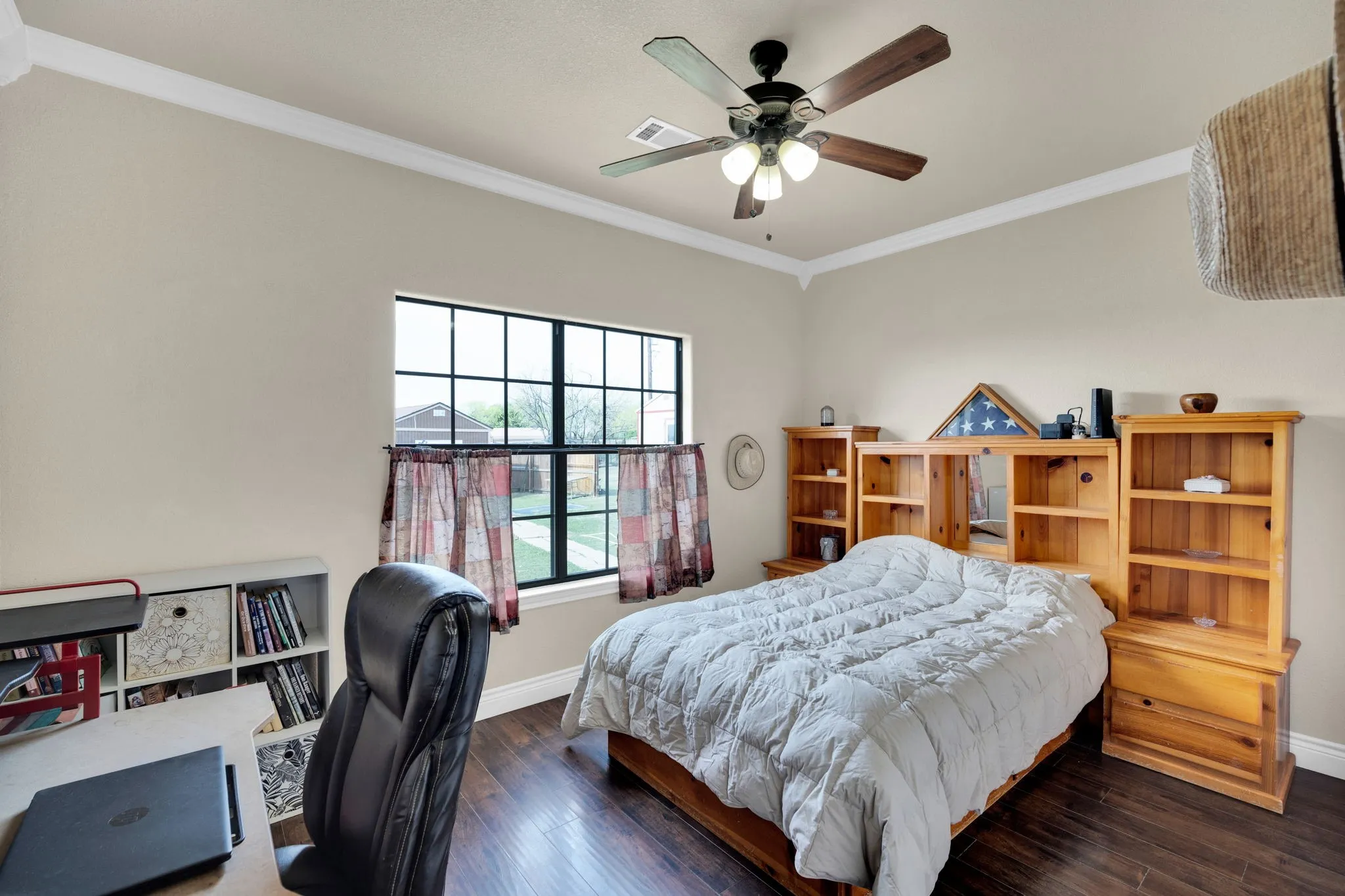 Single Family Residence For Sale in Ellis County , 508 Fm 983, Ferris, Texas 75125, 3 Bedroom, 3 Bathroom, 2 Garage spaces, 2,290 Sqft, built in 2016, Preowned, Price $995,000, mls#21217366, Real Estate Agent in Ferris, Homes For Sale in Ellis county, Homes For Sale in Ferris, Realtor in Ferris Texas, Real Estate Brokerage Independent Realty Texas, Luminita Cordes Realtor