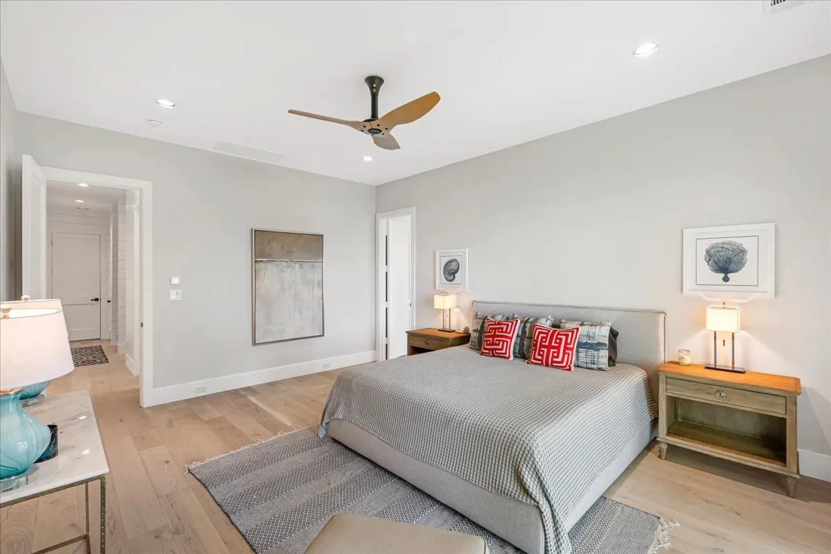 Single Family Residence For Sale in Navarro County , 515 El Barco, Corsicana, Texas 75109, 4 Bedroom, 5 Bathroom, 2 Garage spaces, 4,060 Sqft, built in 2021, Preowned, mls#20822263, Real Estate Agent in Corsicana, Homes For Sale in Navarro county, Homes For Sale in Corsicana, Realtor in Corsicana Texas, Real Estate Brokerage Independent Realty Texas, Luminita Cordes Realtor