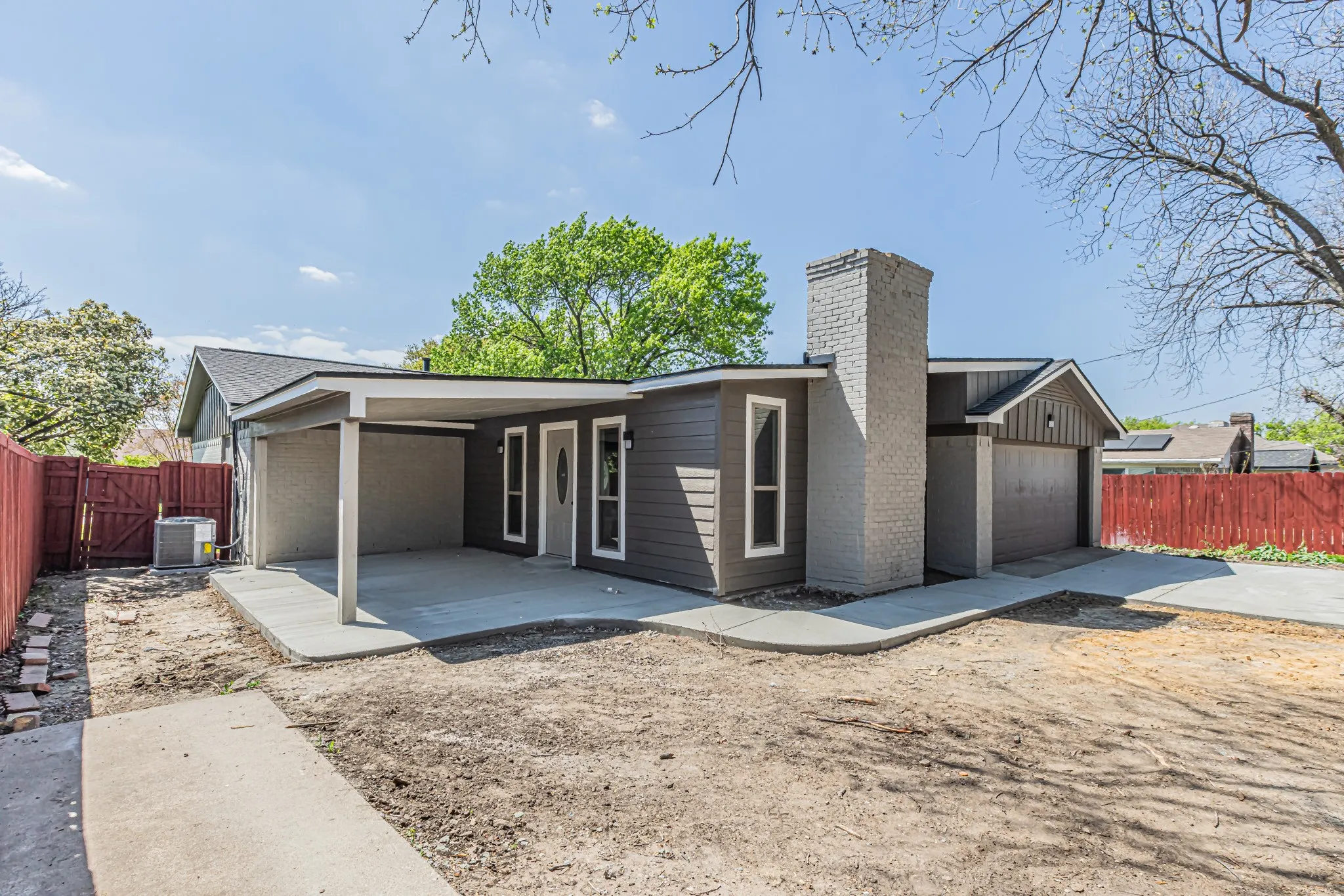 Single Family Residence For Sale in Dallas County , 4834 Stallcup Drive, Mesquite, Texas 75150, 3 Bedroom, 2 Bathroom, 2 Garage spaces, 1,655 Sqft, built in 1968, Preowned, mls#21216734, Real Estate Agent in Mesquite, Homes For Sale in Dallas county, Homes For Sale in Mesquite, Realtor in Mesquite Texas, Real Estate Brokerage Independent Realty Texas, Luminita Cordes Realtor